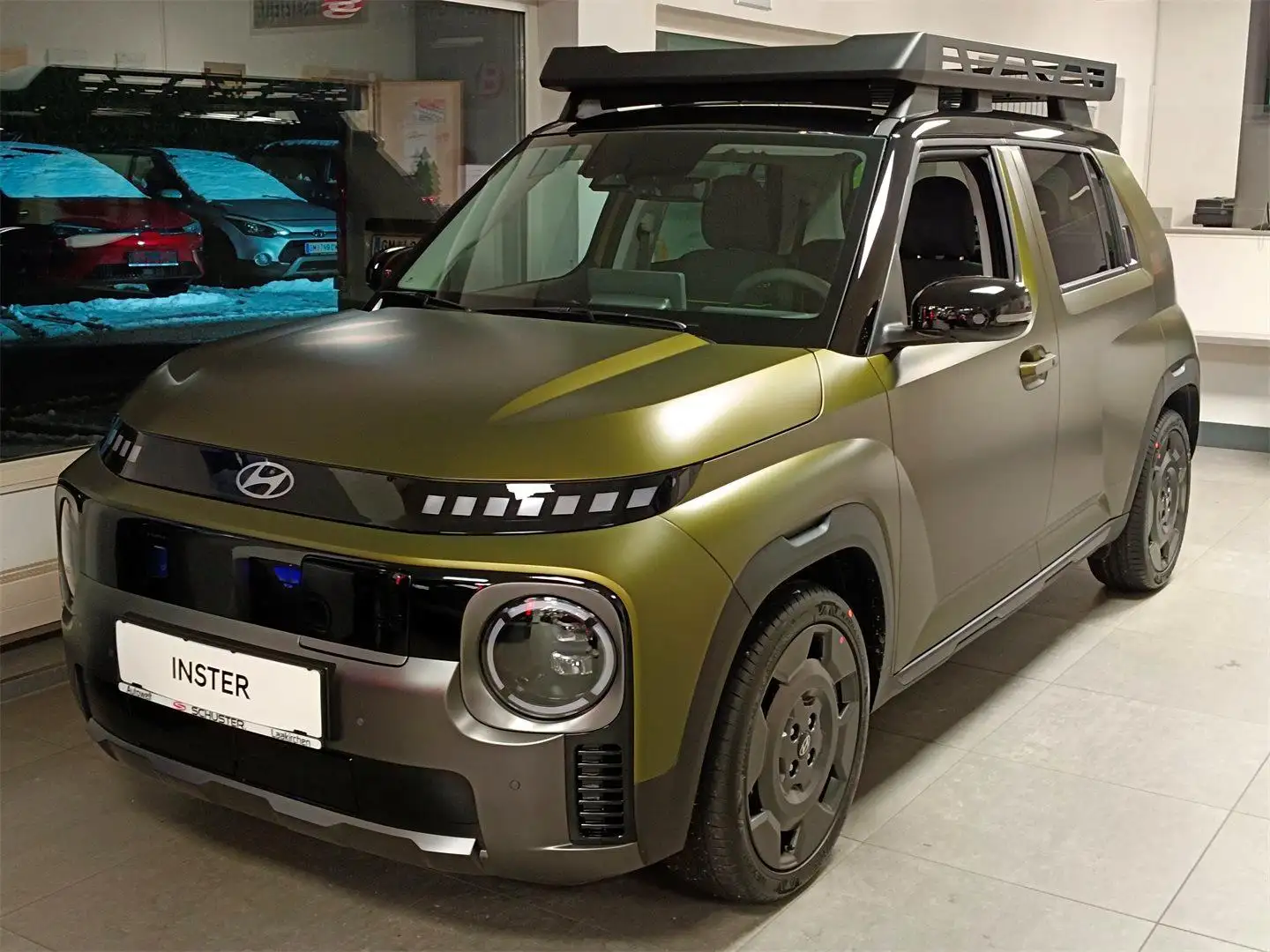 Hyundai Inster INSTER Cross Line 49kWh O1 O3 O6 *Dachkorb* Grün - 1