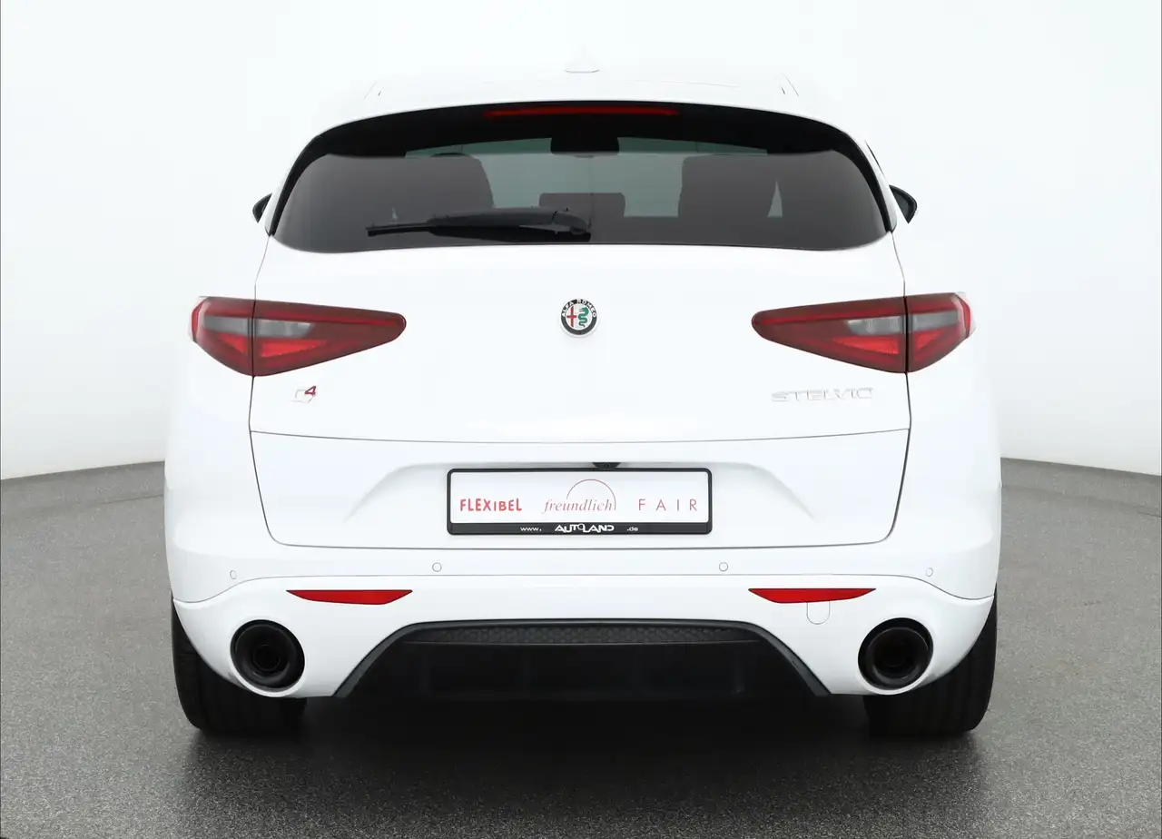 Alfa Romeo Stelvio 2022
