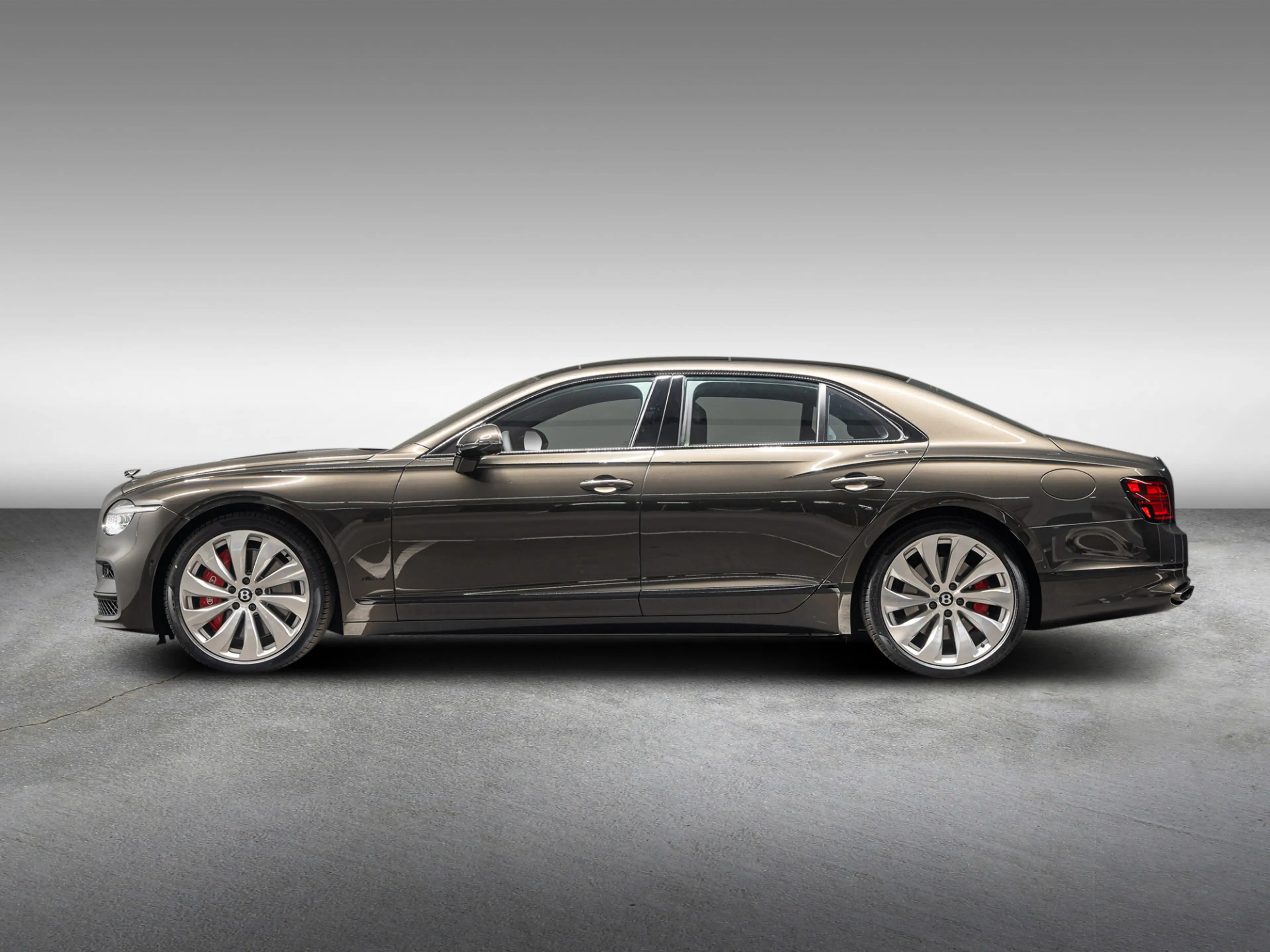 Bentley Flying Spur Azure V8 Hybrid MY2027 | Coming soon — photo 5