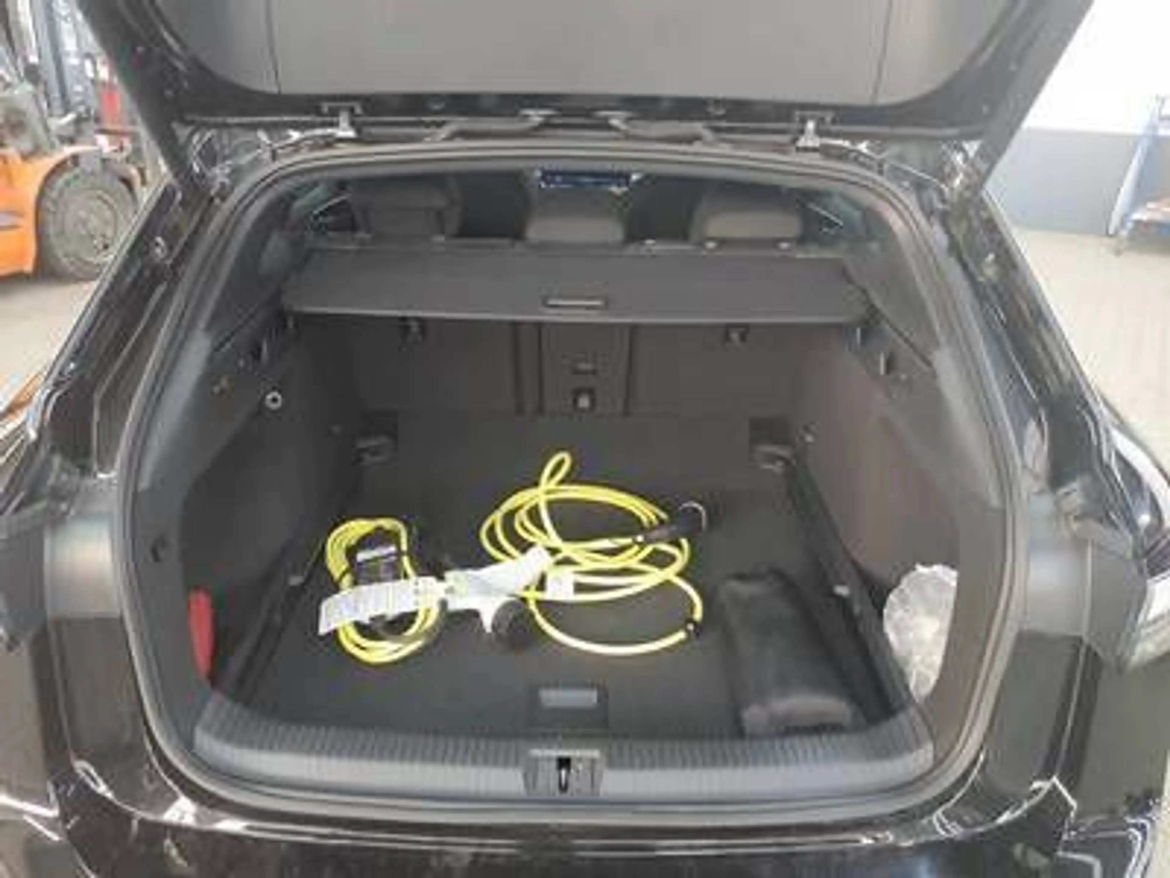 Volkswagen ID.7 Tourer Pro Matrix Rfk HZ W-Pumpe Allwetter — photo 8