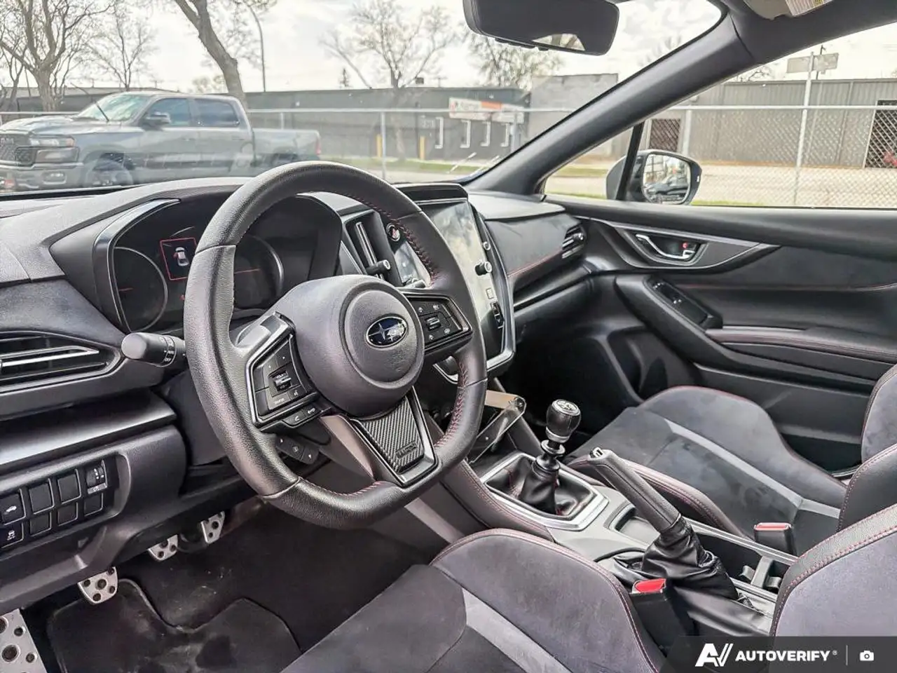 Subaru WRX снимка Subaru WRX