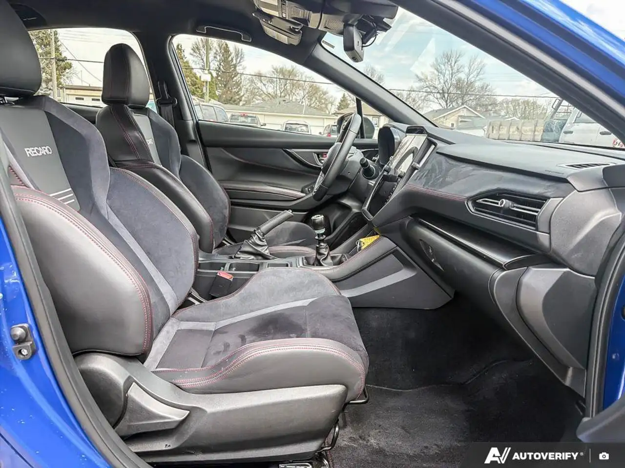 Subaru WRX снимка Subaru WRX