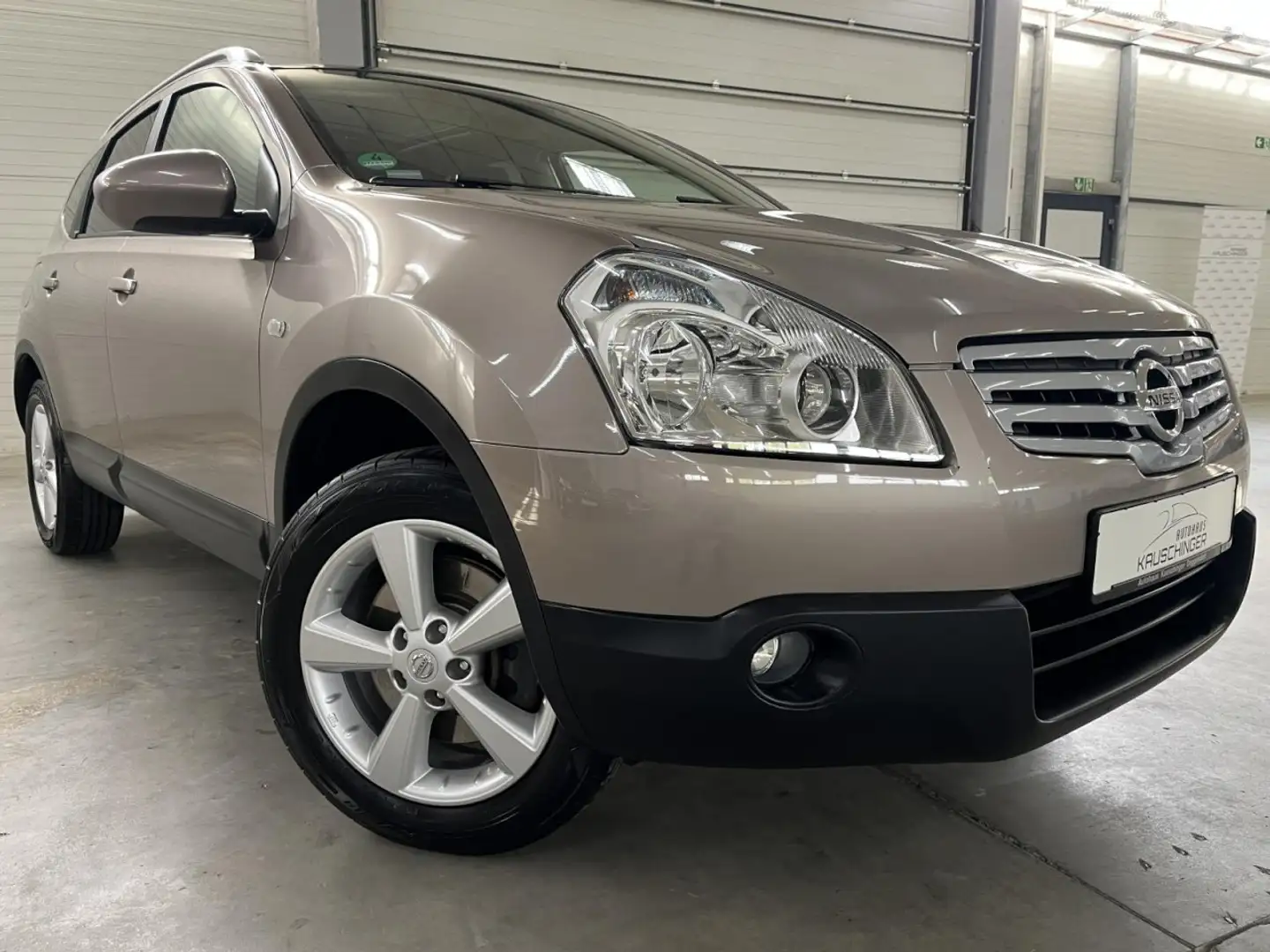 Nissan Qashqai+2 Acenta 4X4 ZWEITE HAND 7SITZER PANO AHK KLIMA ALUF - 1