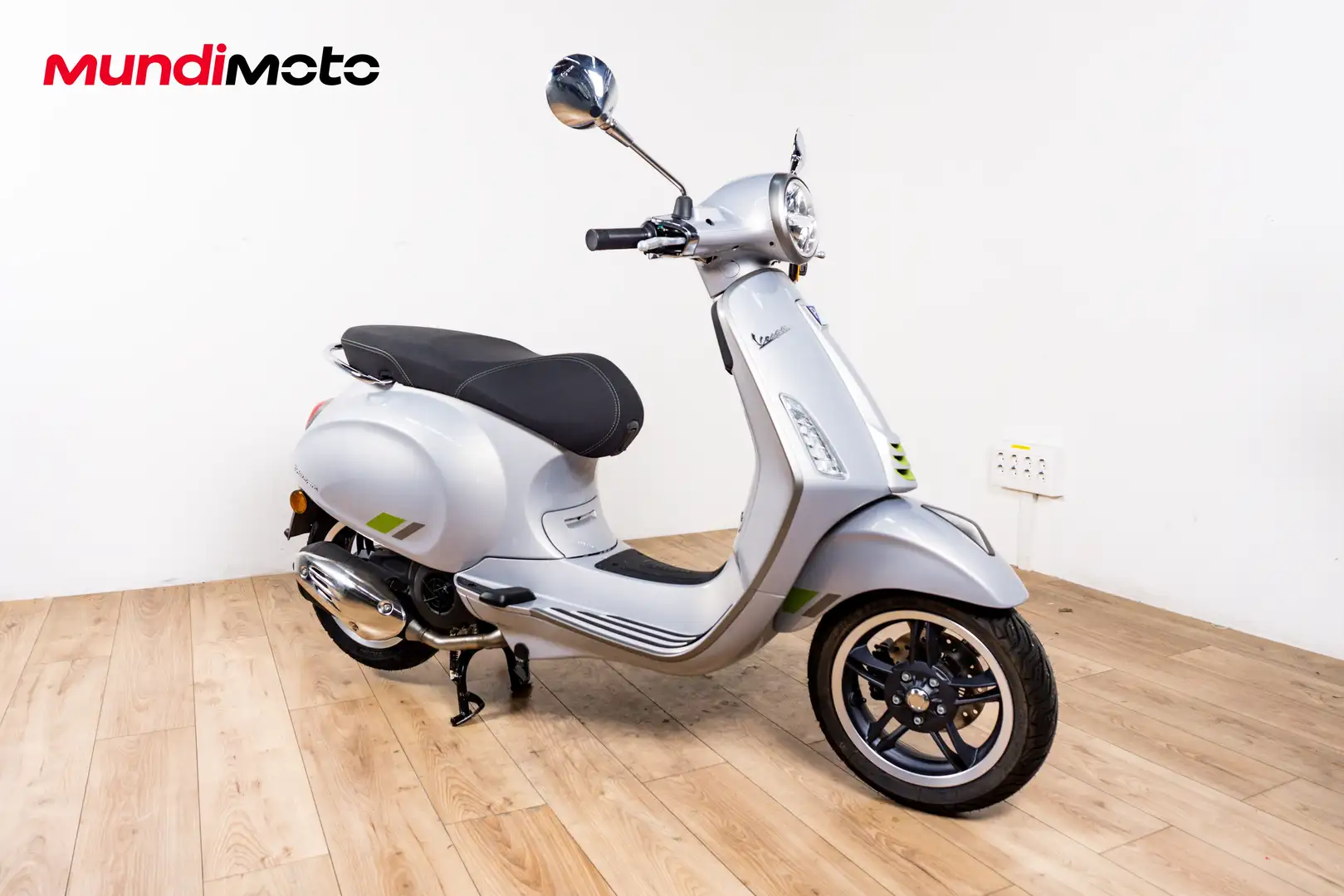 Vespa Primavera 125 - 2