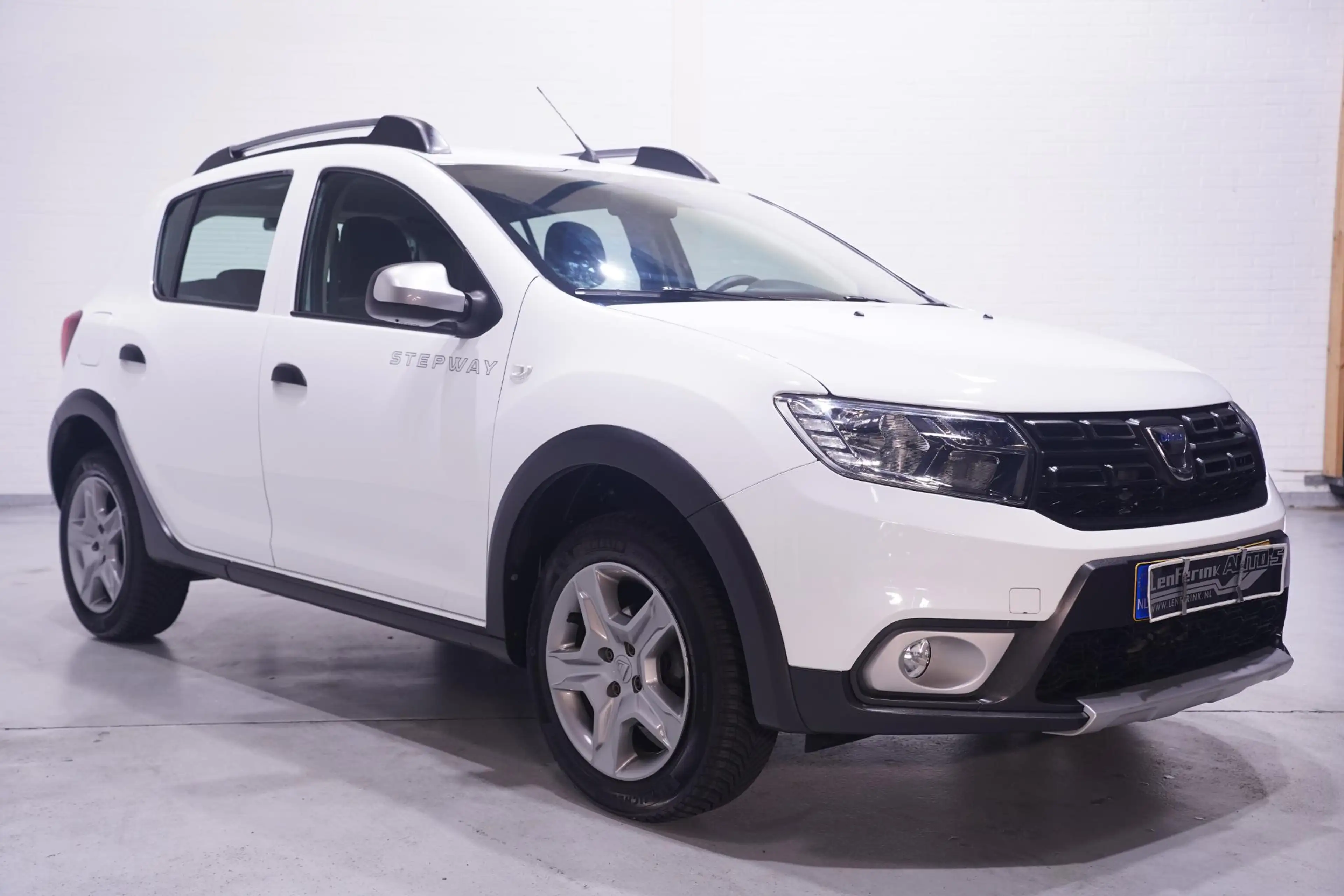 Dacia Sandero 0.9 TCe SL Stepway NAP Navi Camera PDC Trekhaak — photo 3