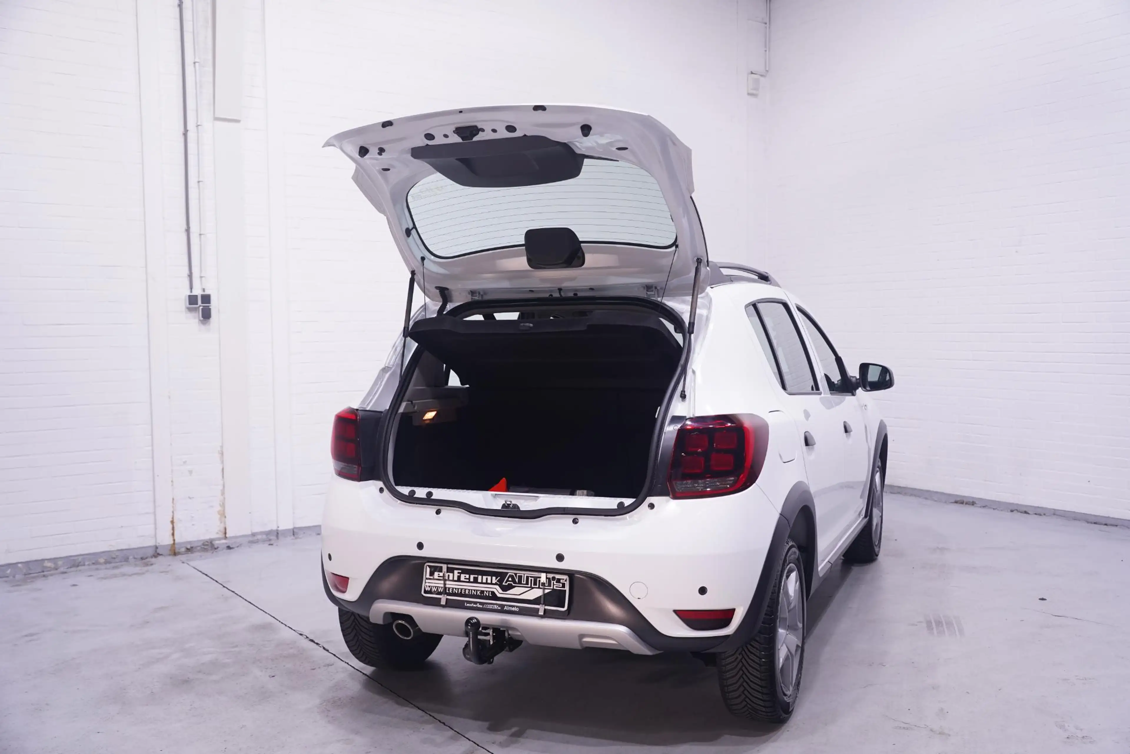 Dacia Sandero 0.9 TCe SL Stepway NAP Navi Camera PDC Trekhaak — photo 15