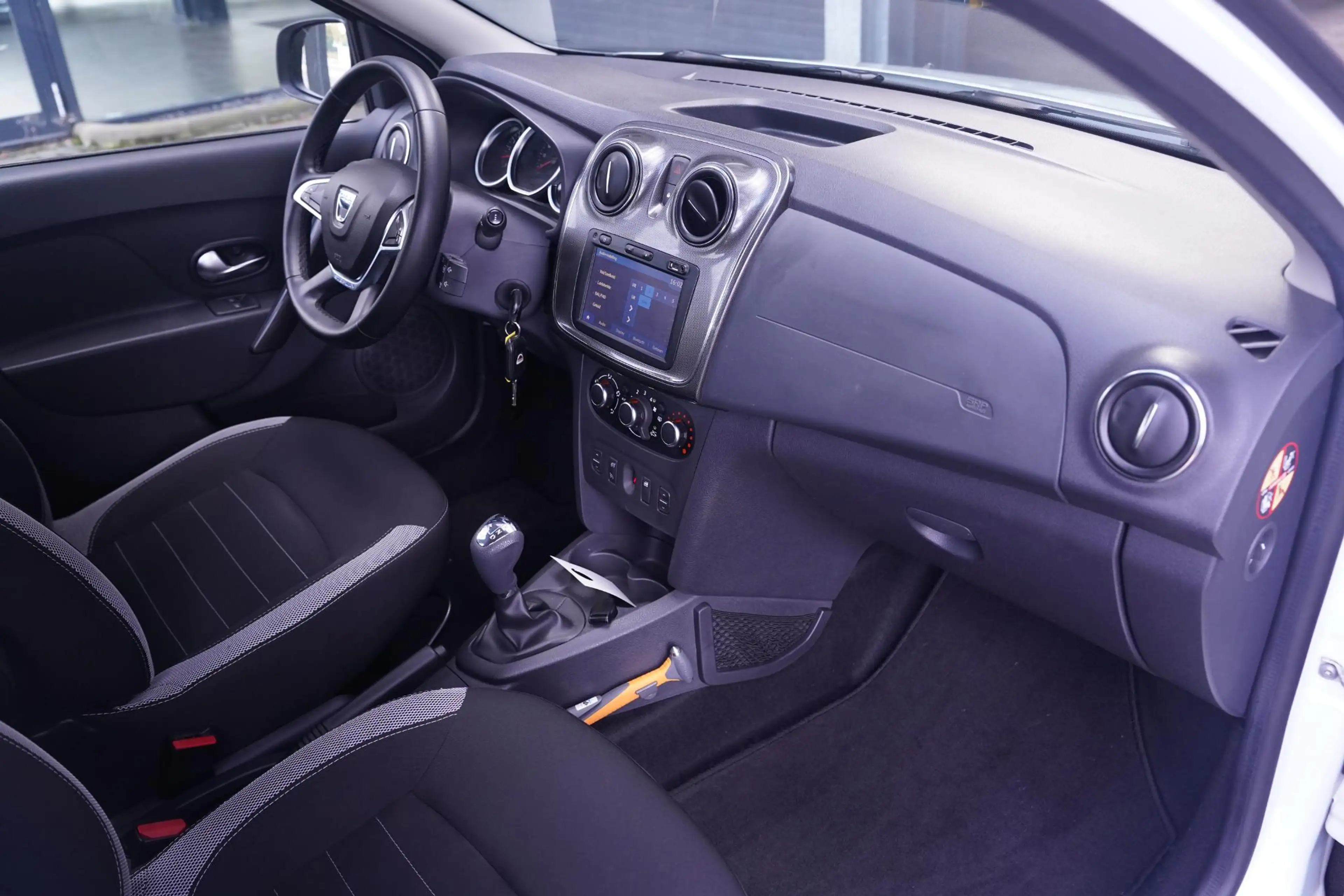 Dacia Sandero 0.9 TCe SL Stepway NAP Navi Camera PDC Trekhaak — photo 40