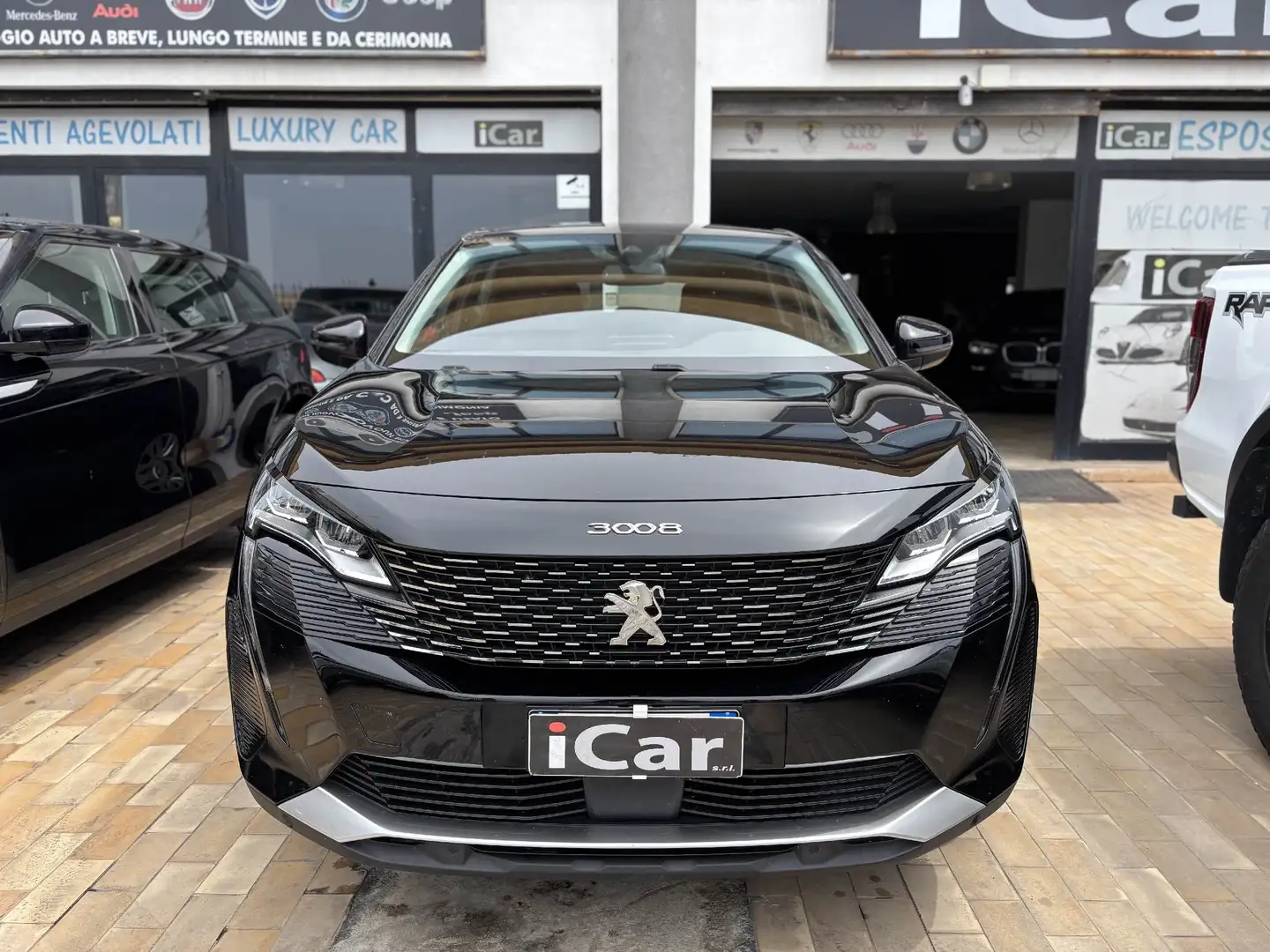 Peugeot 3008 BlueHDi 130 SeS Allure Pack (96 kw) Nero - 1
