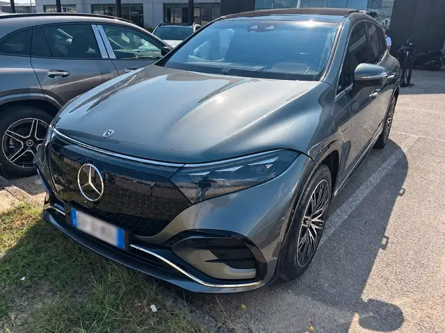 Mercedes-Benz EQS SUV 450+ AMG Premium+ 7 SITZ PANO HYPER