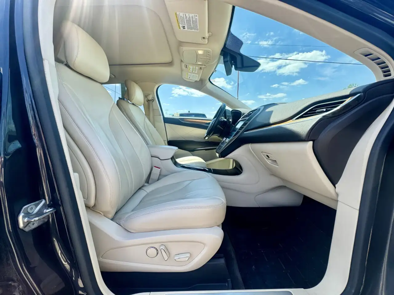 Lincoln MKC снимка Lincoln MKC
