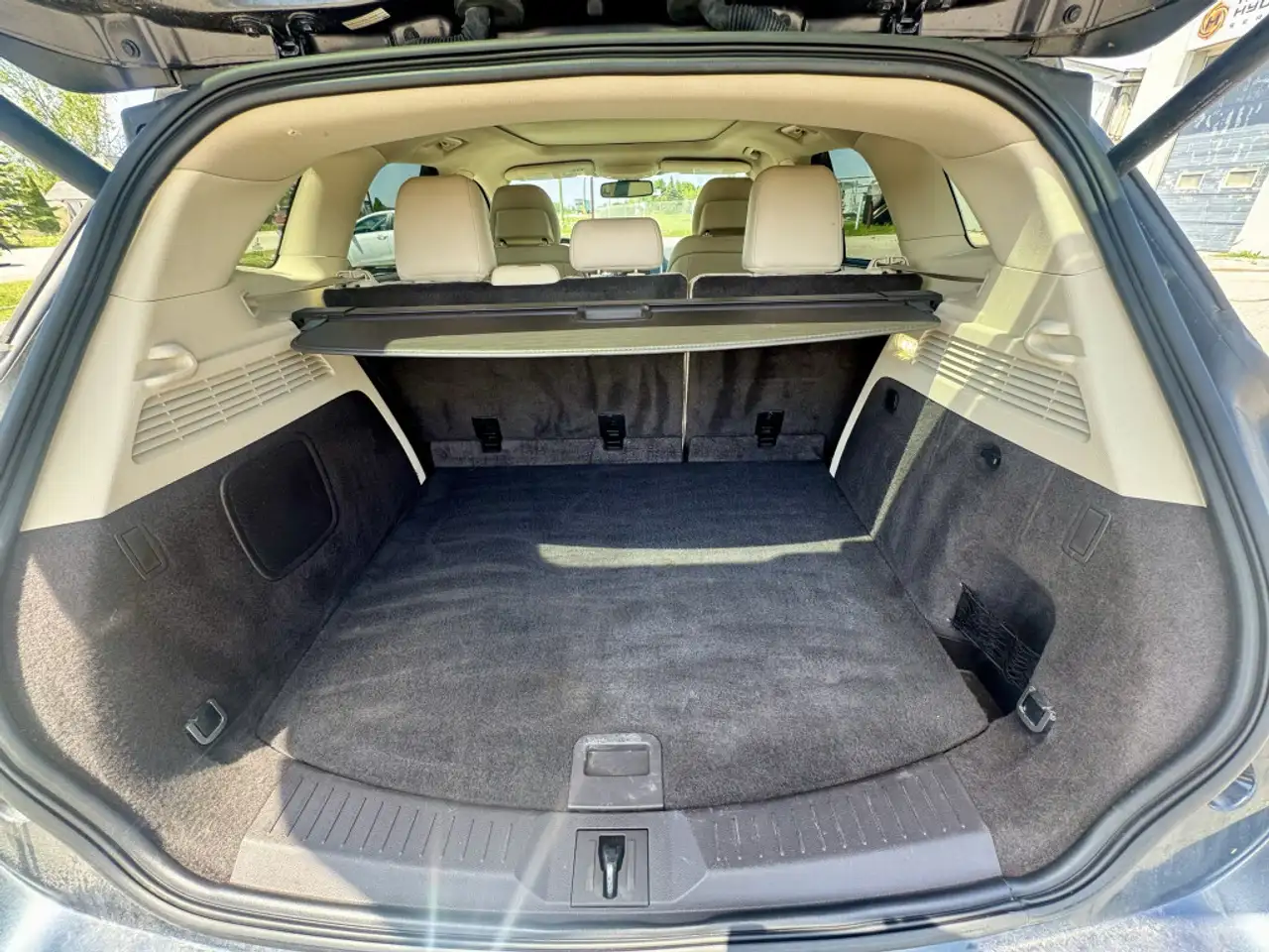 Lincoln MKC снимка Lincoln MKC