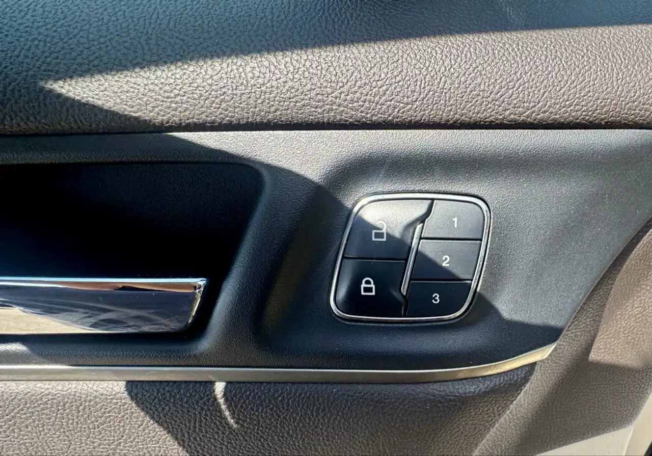 Lincoln MKC снимка Lincoln MKC