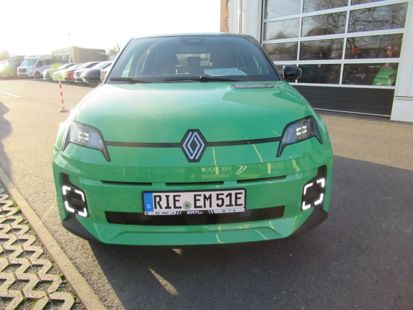 Renault R 5 E-Tech Techno 150 Comfort Range Vert - 2
