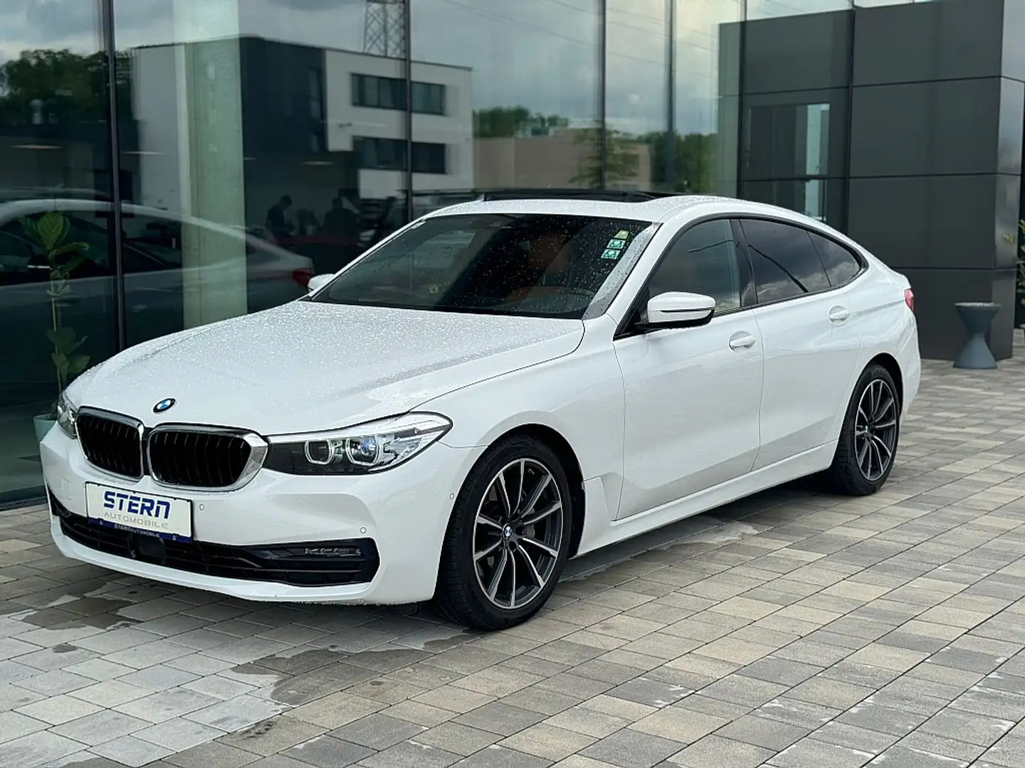 BMW 630 d Gran Turismo Aut. *SPORTLINE*PANO*LUFT* Weiß - 1