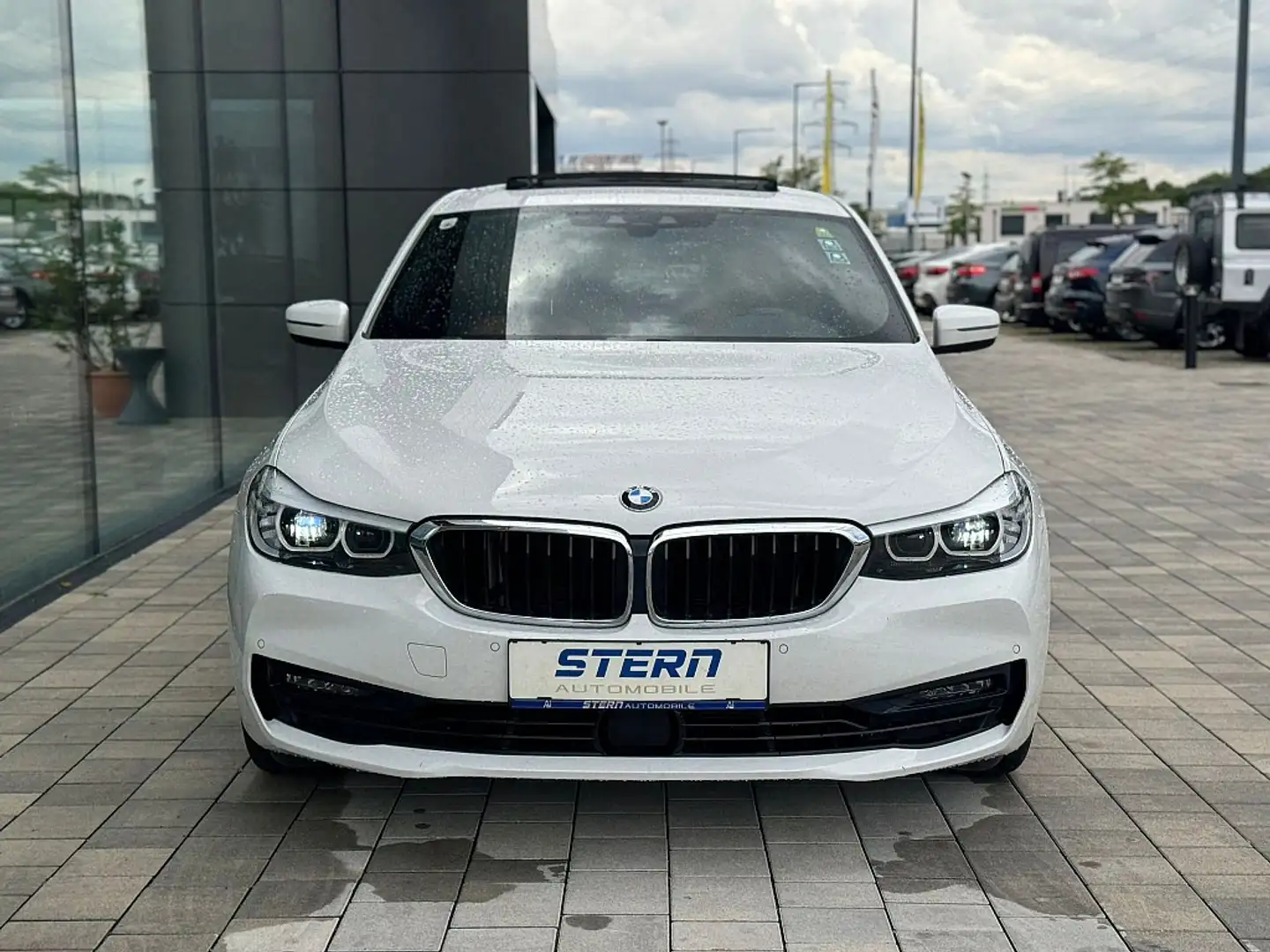BMW 630 d Gran Turismo Aut. *SPORTLINE*PANO*LUFT* Weiß - 2