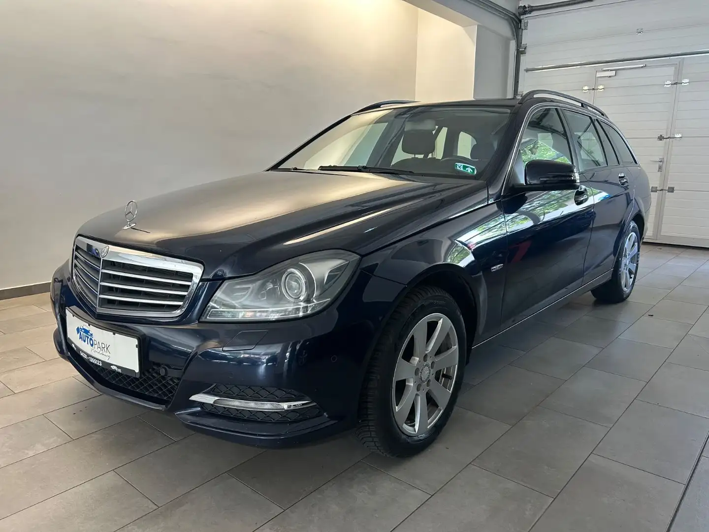 Mercedes-Benz C 200 T CDI BlueEfficiency Blau - 1