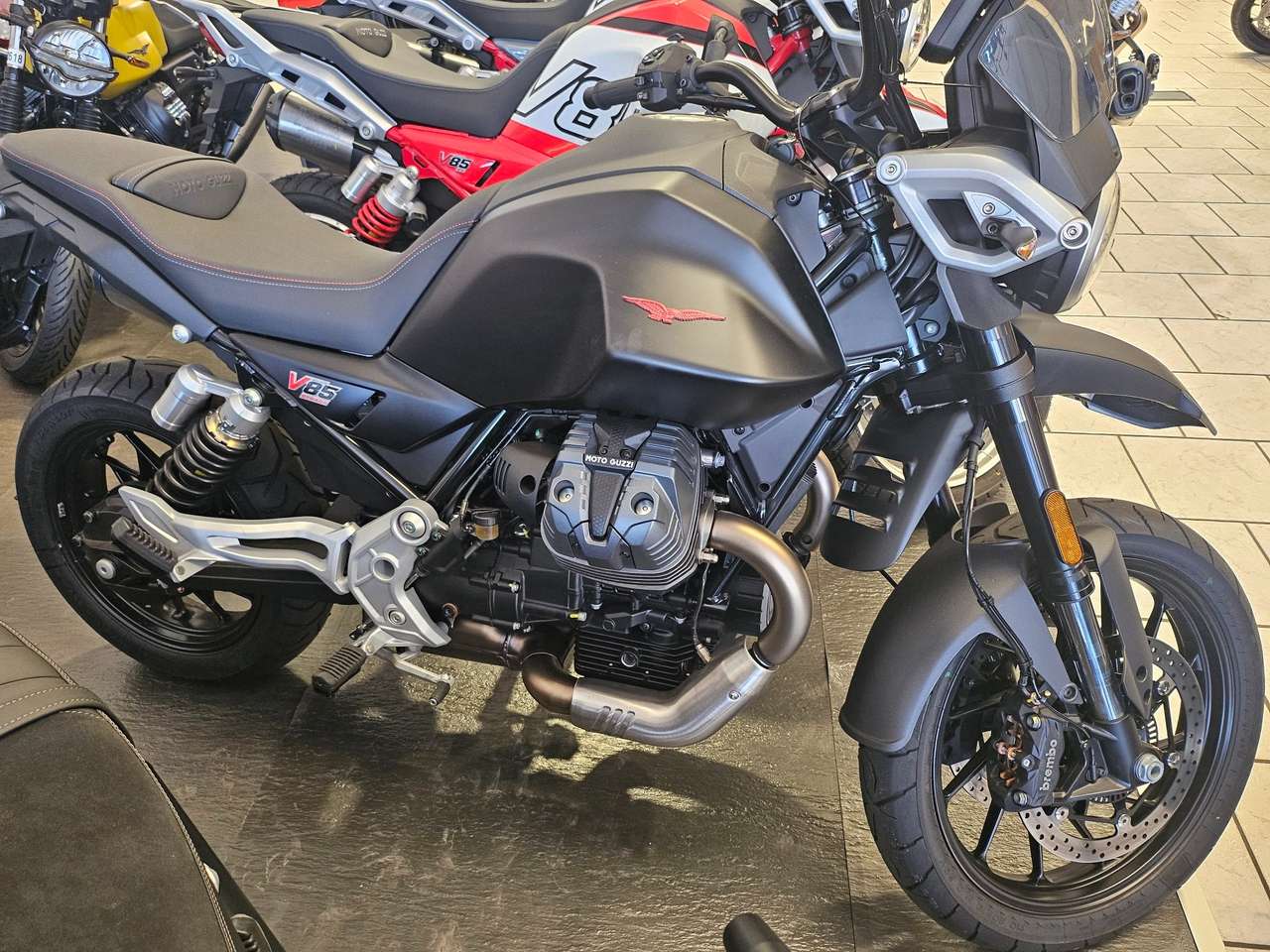Moto Guzzi V 85 STRADA ABS EURO 5 +