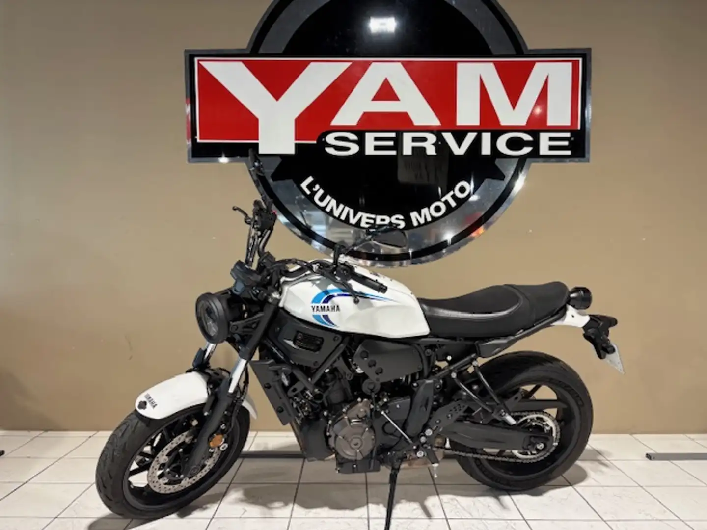 Yamaha XSR 700 Blanc - 2