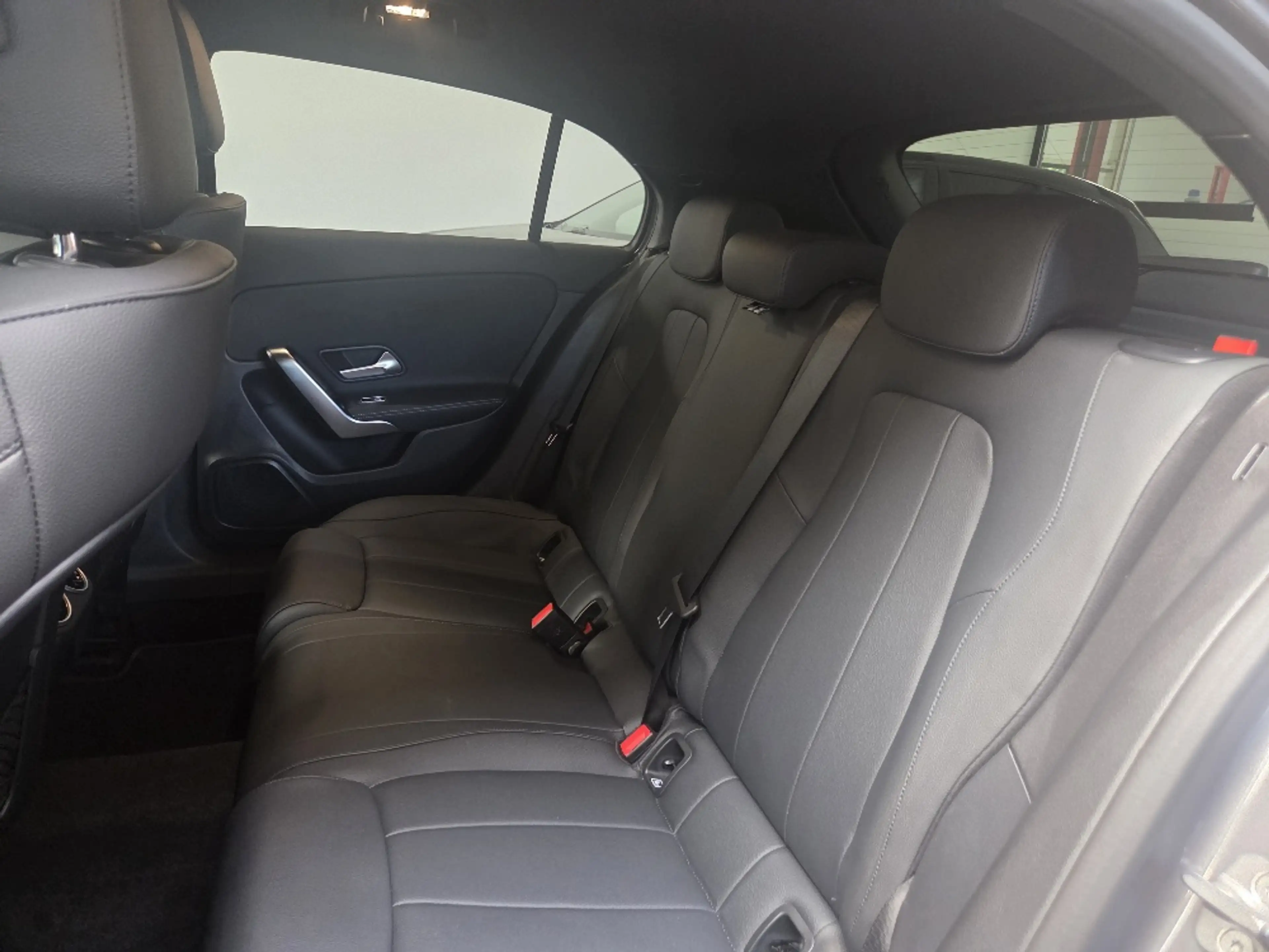 Mercedes-Benz A 250 A 250 e URBAN-PROGRESSIVE — photo 10