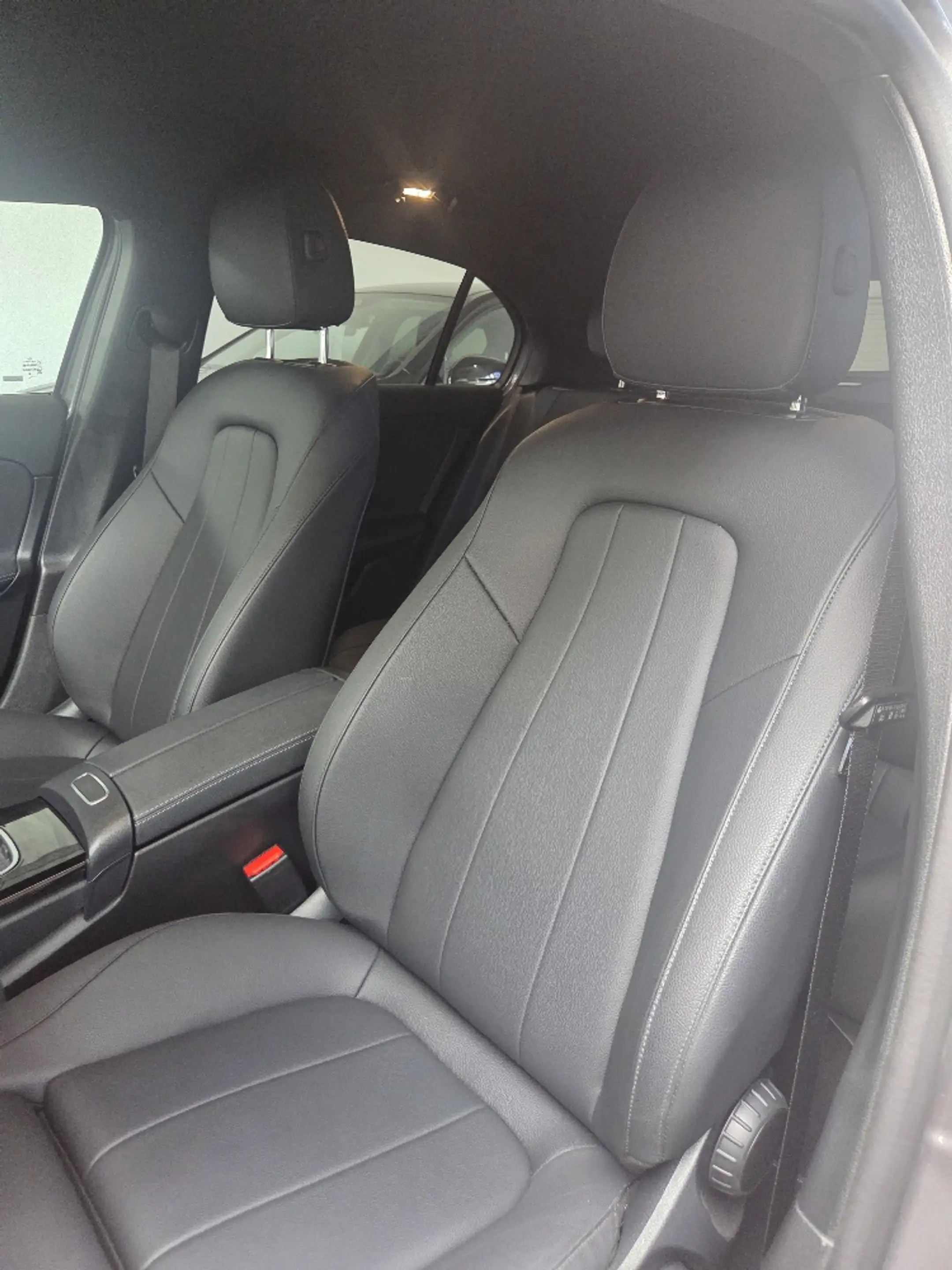Mercedes-Benz A 250 A 250 e URBAN-PROGRESSIVE — photo 9