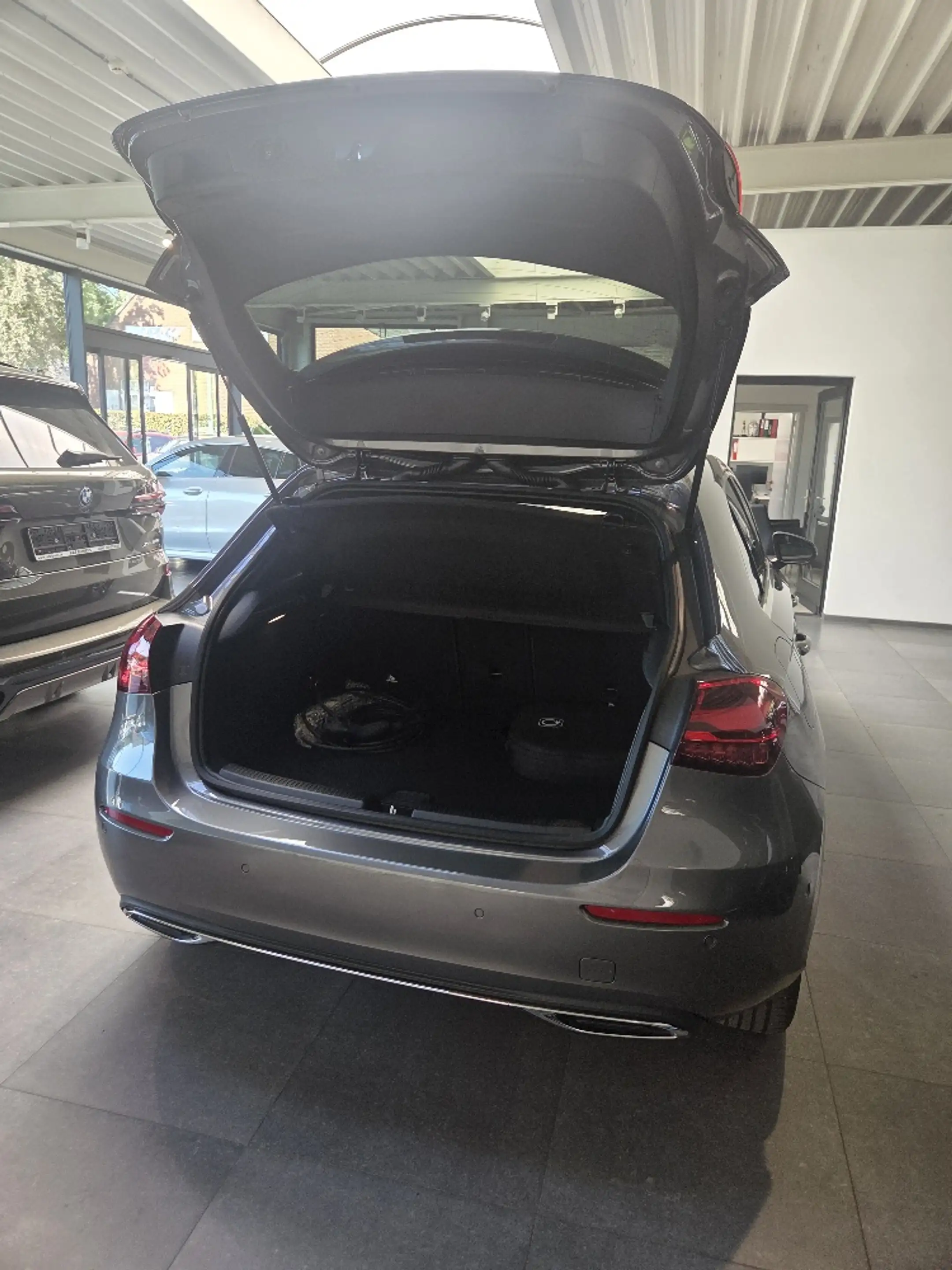 Mercedes-Benz A 250 A 250 e URBAN-PROGRESSIVE — photo 5