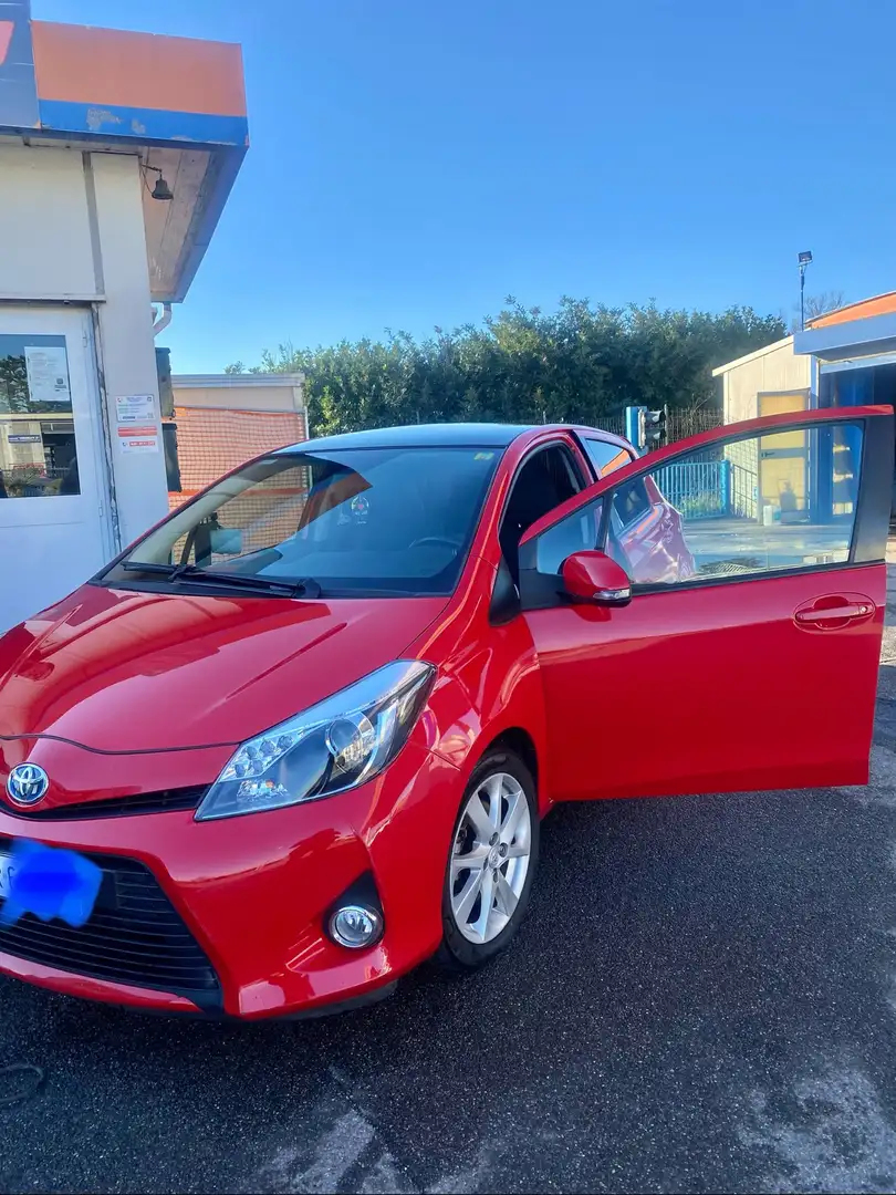 Toyota Yaris 5p 1.0 Lounge s/CL Rosso - 1