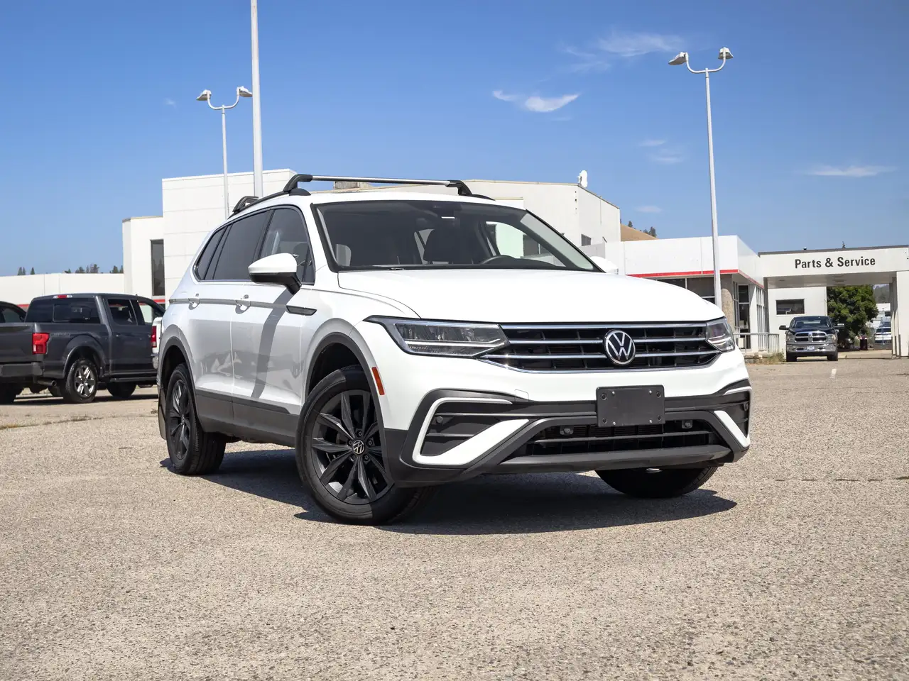 Volkswagen Tiguan photo Volkswagen Tiguan