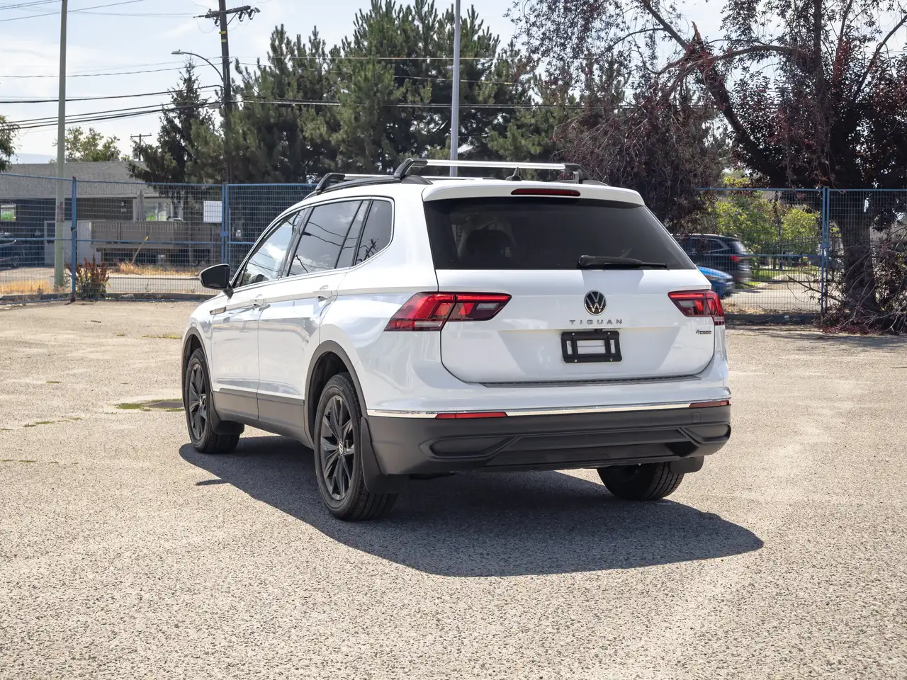 Volkswagen Tiguan photo Volkswagen Tiguan