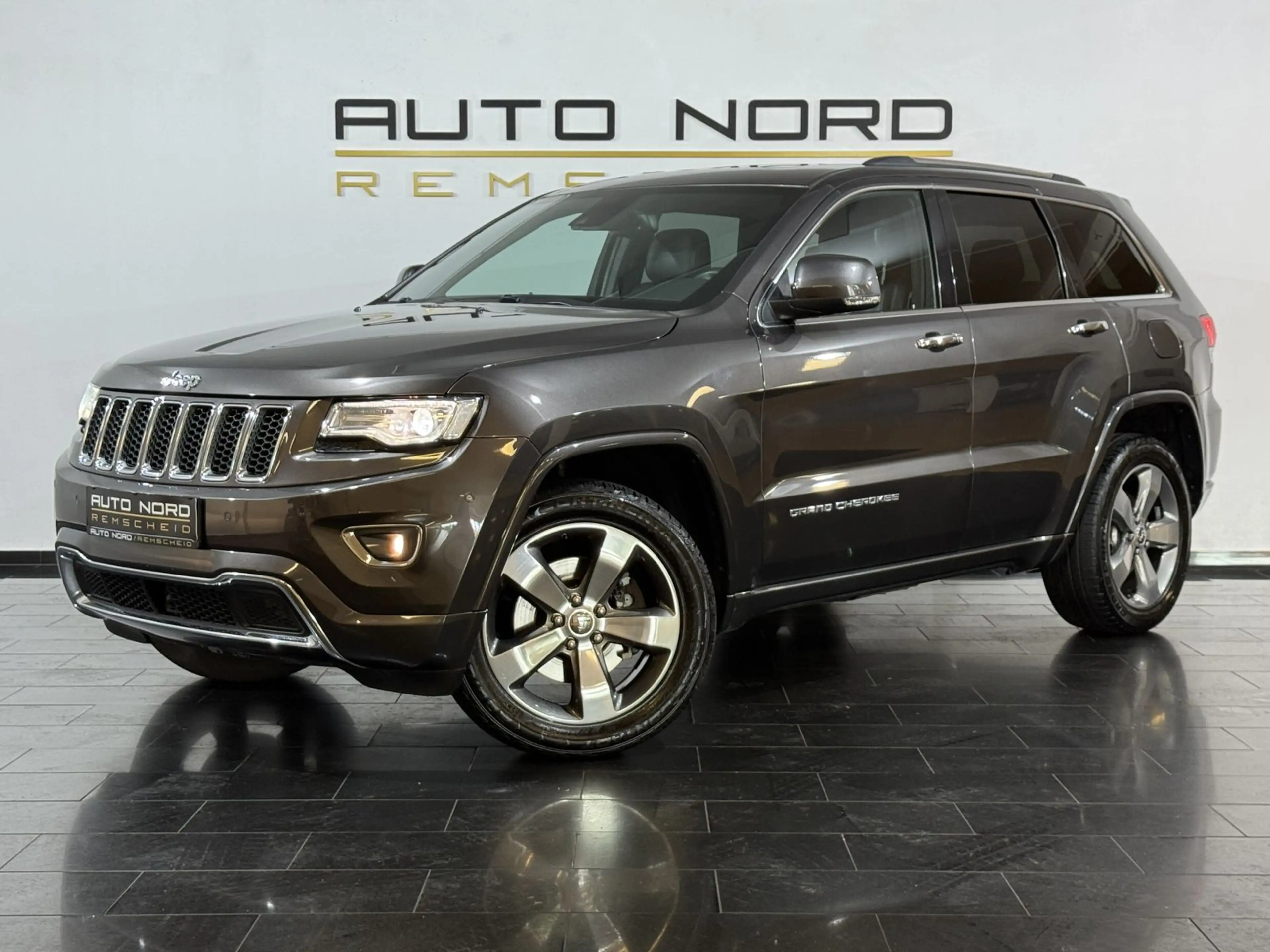 Jeep Grand Cherokee 3.0 CRD Overland *Navi*ACC*Luft*