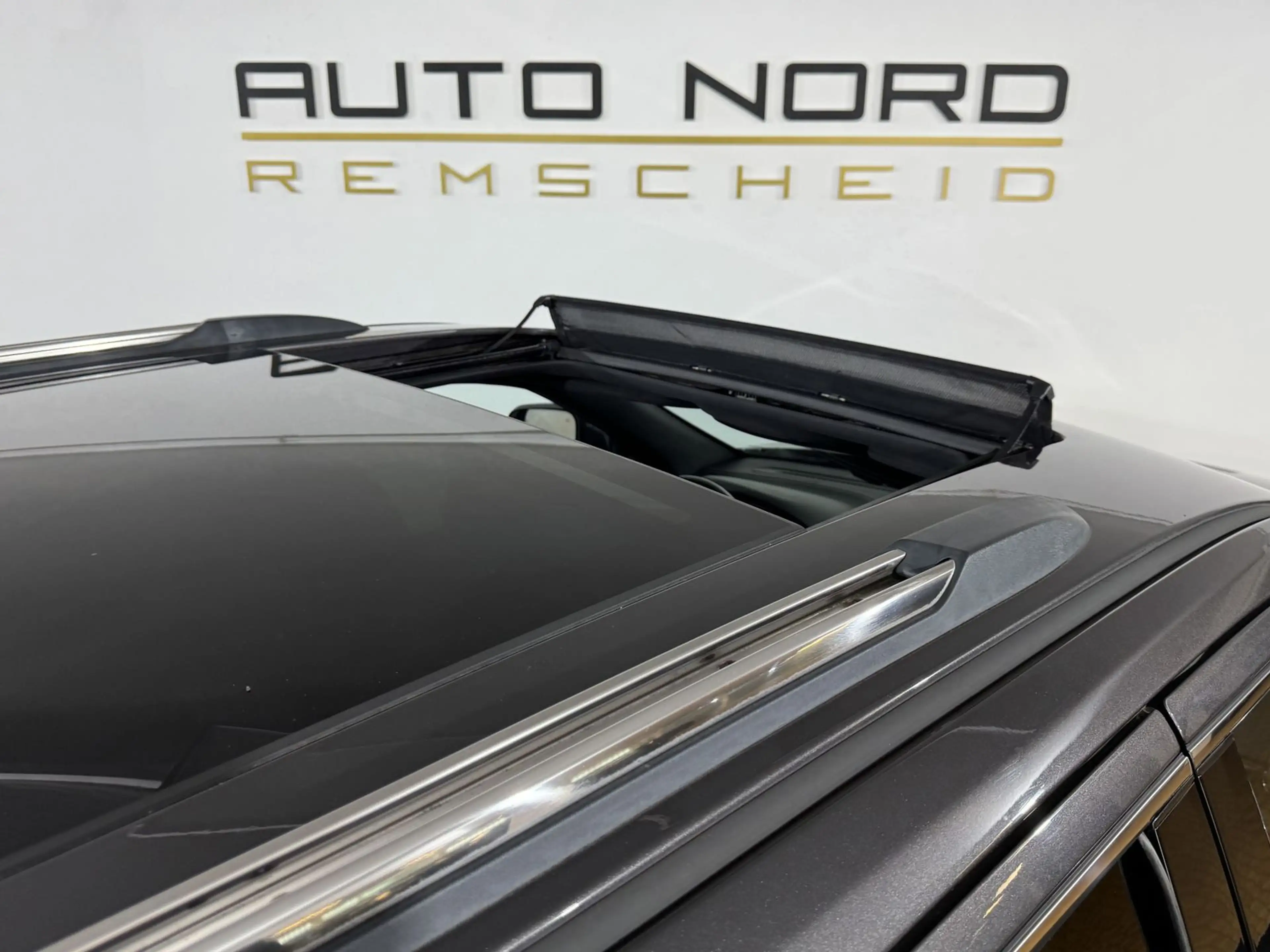 Jeep Grand Cherokee 3.0 CRD Overland *Navi*ACC*Luft* — photo 9