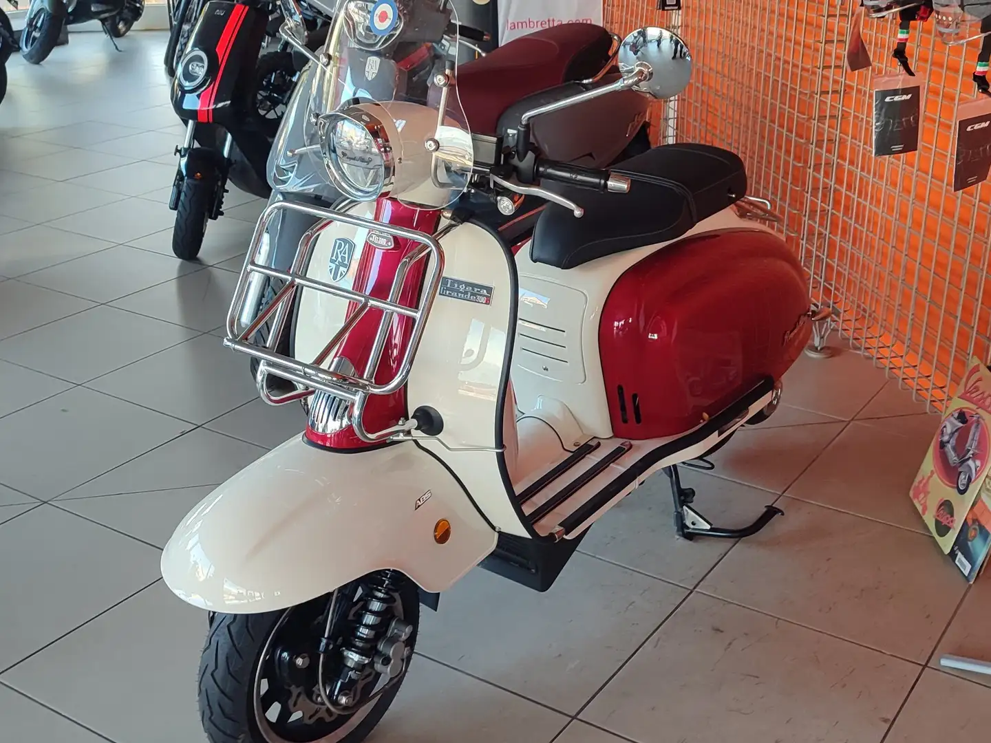 Royal Alloy TG 300 LC ABS Royal Alloy TG 300 LC ABS Weiß - 1