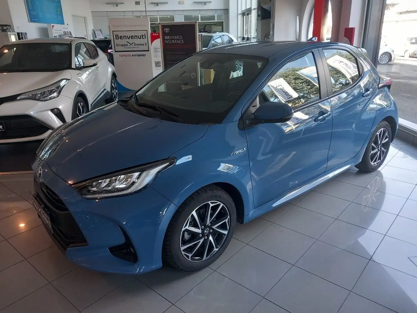 Toyota Yaris 1.5 Hybrid 5 porte Trend Blau - 2