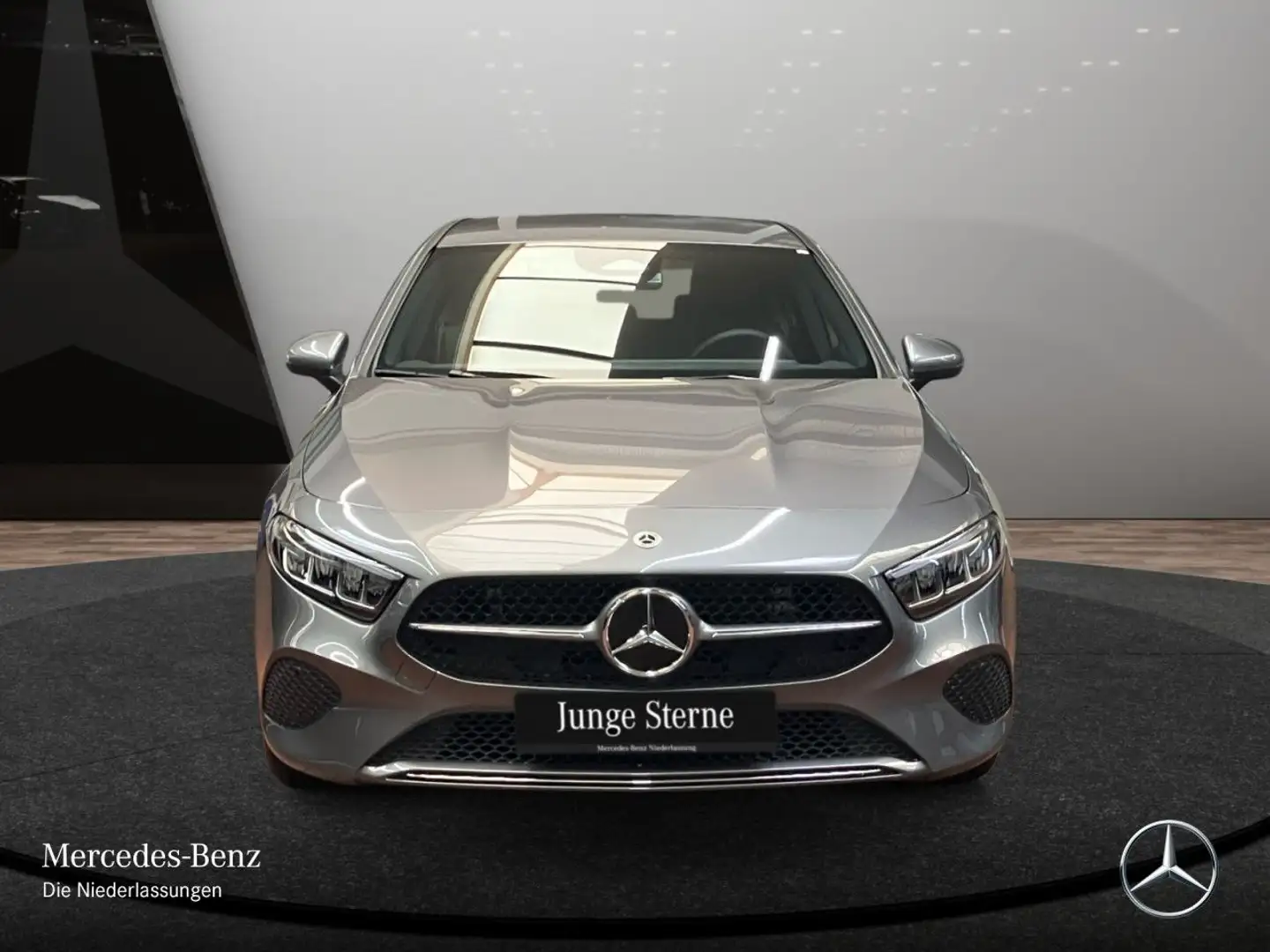 Mercedes-Benz A 180 PROGRESSIVE+LED+KAMERA+7G Grau - 2