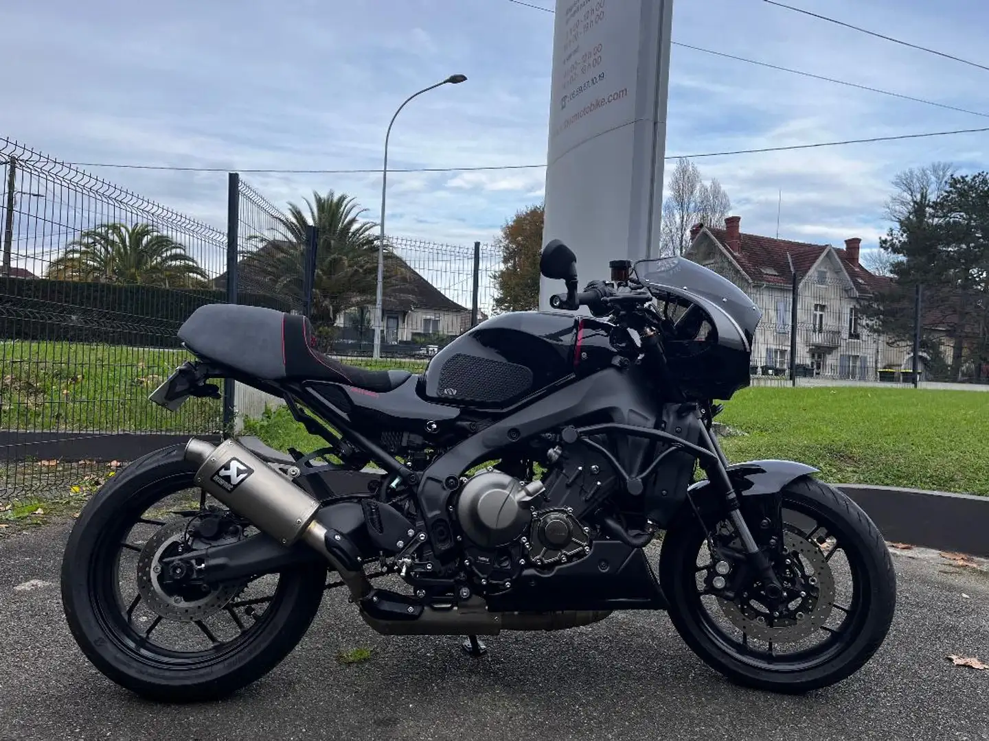 Yamaha XSR 900 Fekete - 2