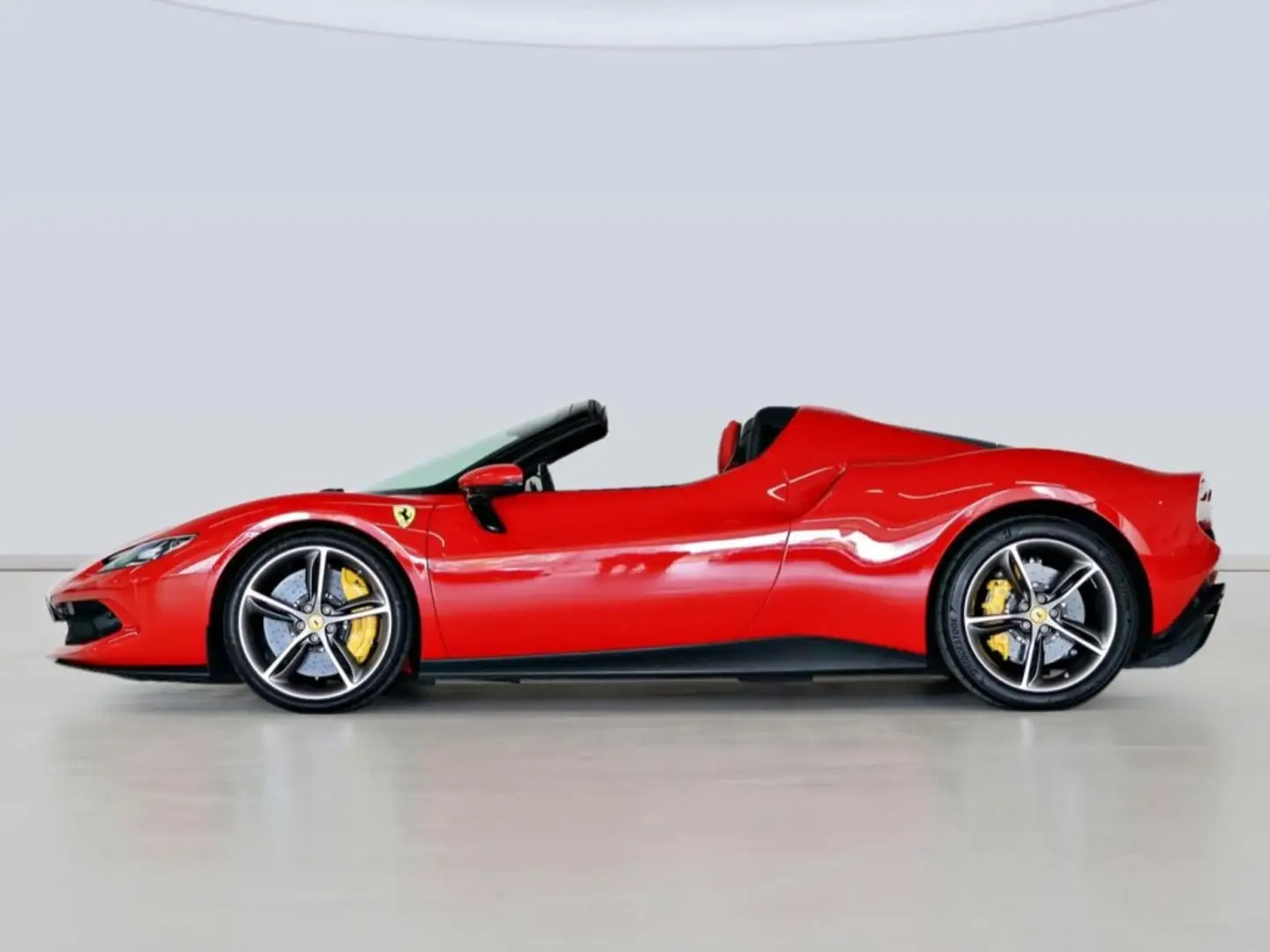 Ferrari 296 GTS Rojo - 2