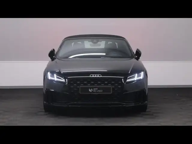 Audi TT view 6