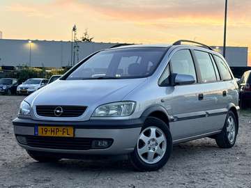 1.8-16V Elegance/7PRSN/ ZEER NETJES