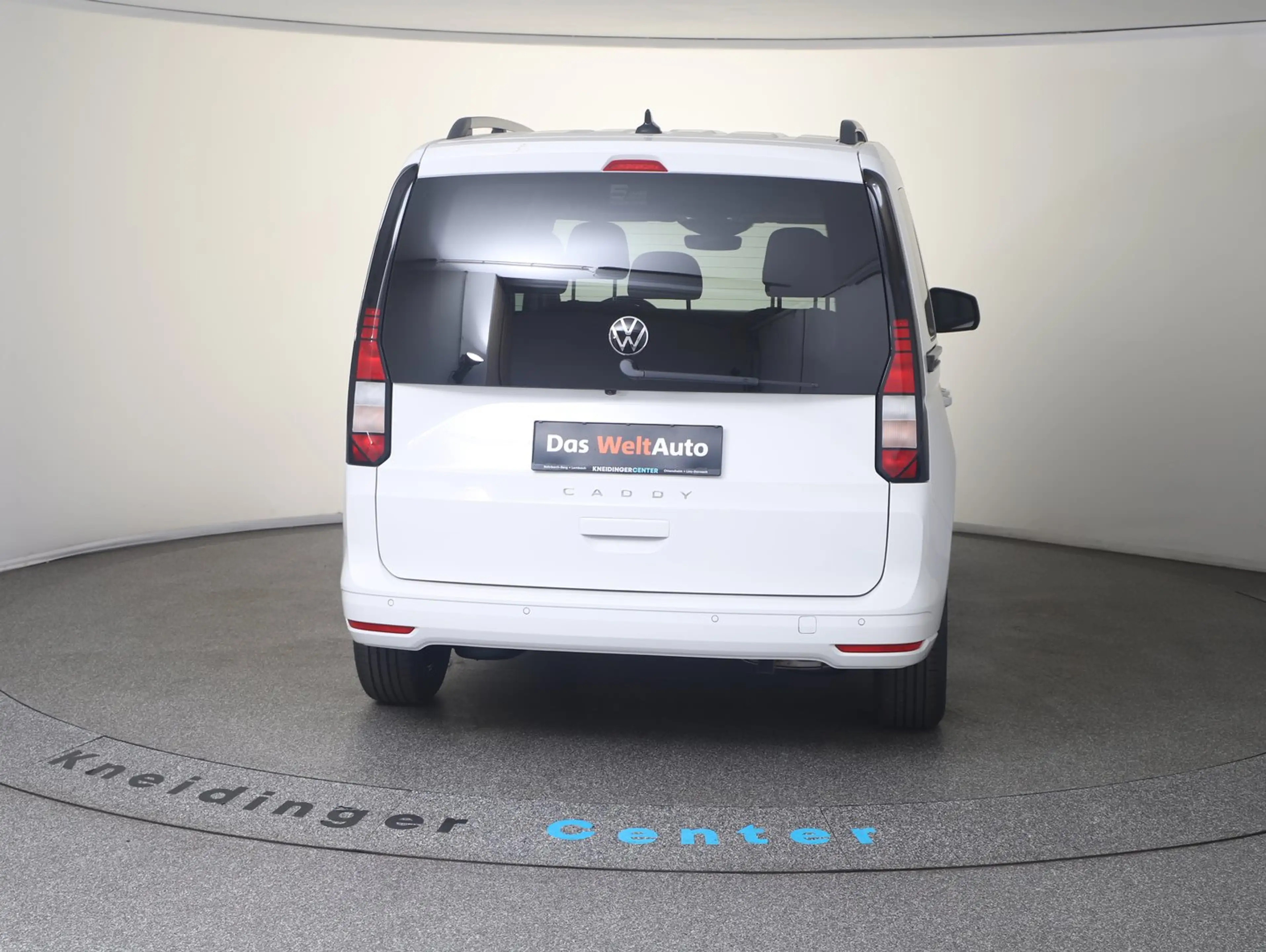 Volkswagen Caddy Family TSI — photo 4