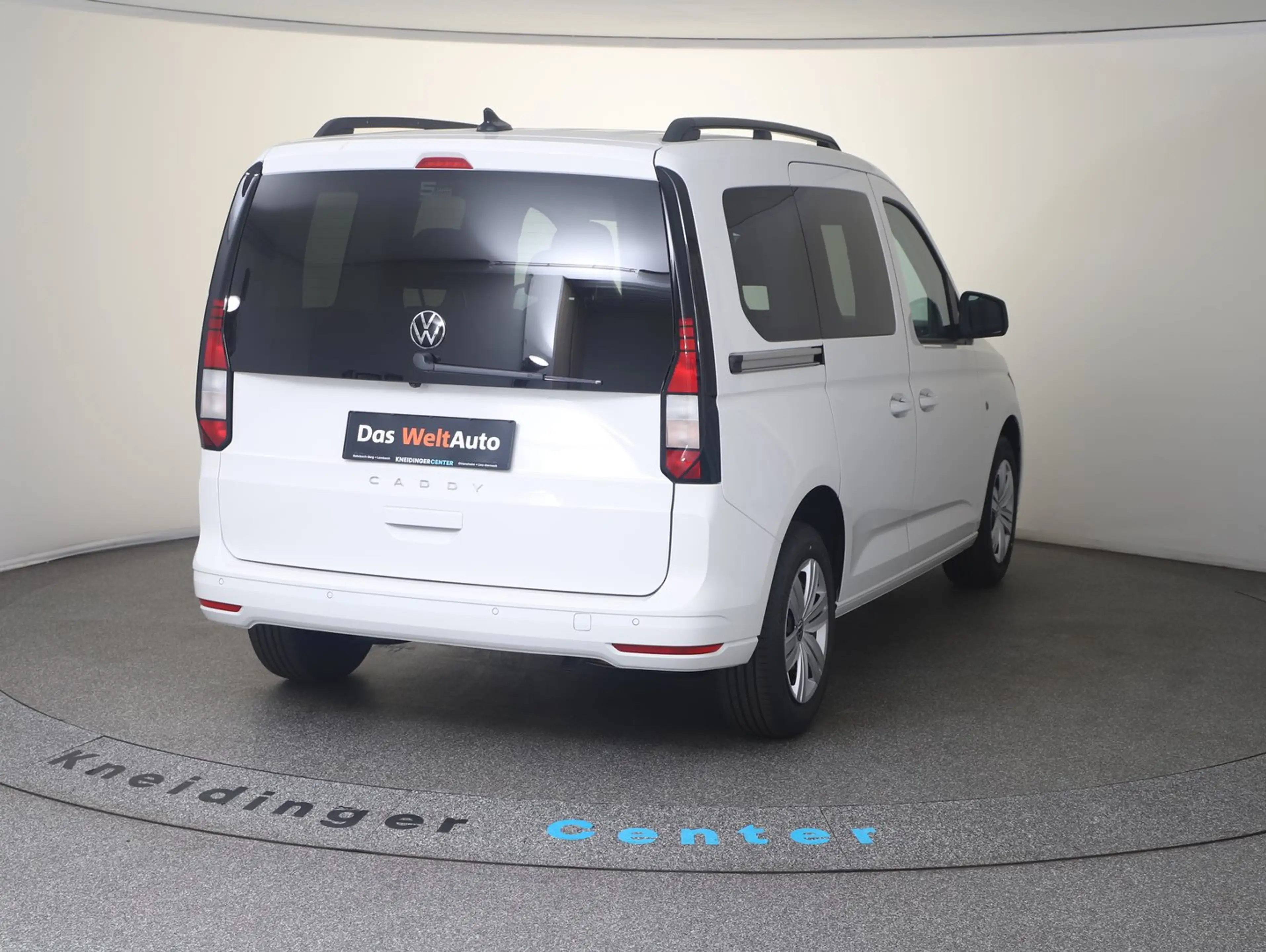 Volkswagen Caddy Family TSI — photo 5
