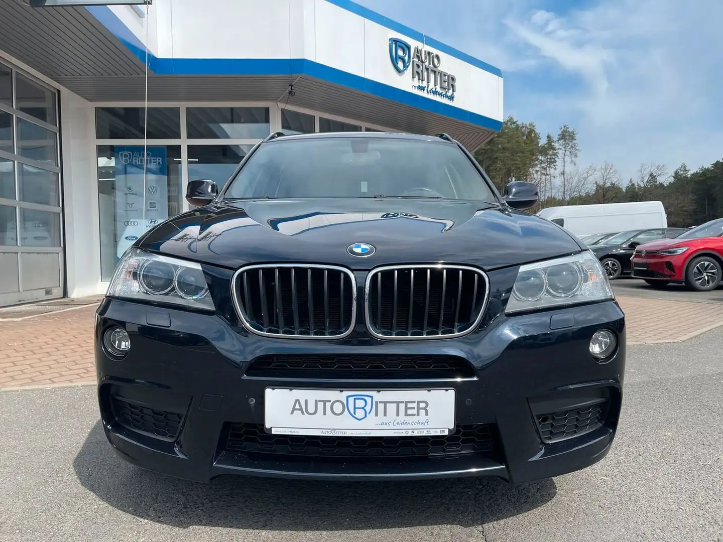 BMW X3 xDrive 20d M-Paket AHK+XENON+NAV+PDC Noir - 2