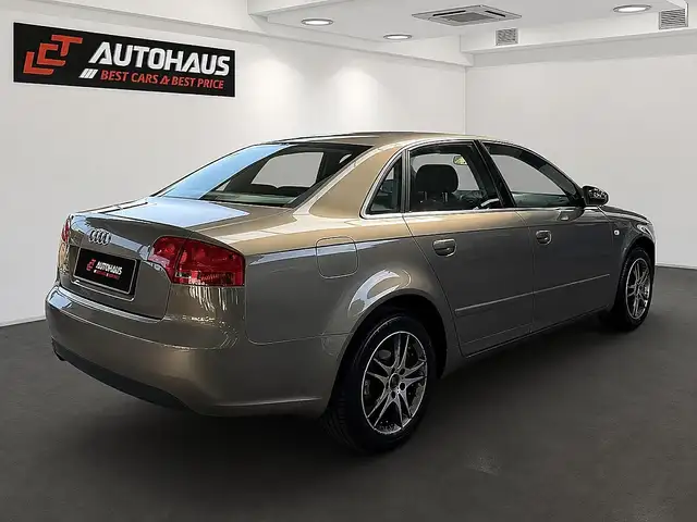 Audi A4 view 6
