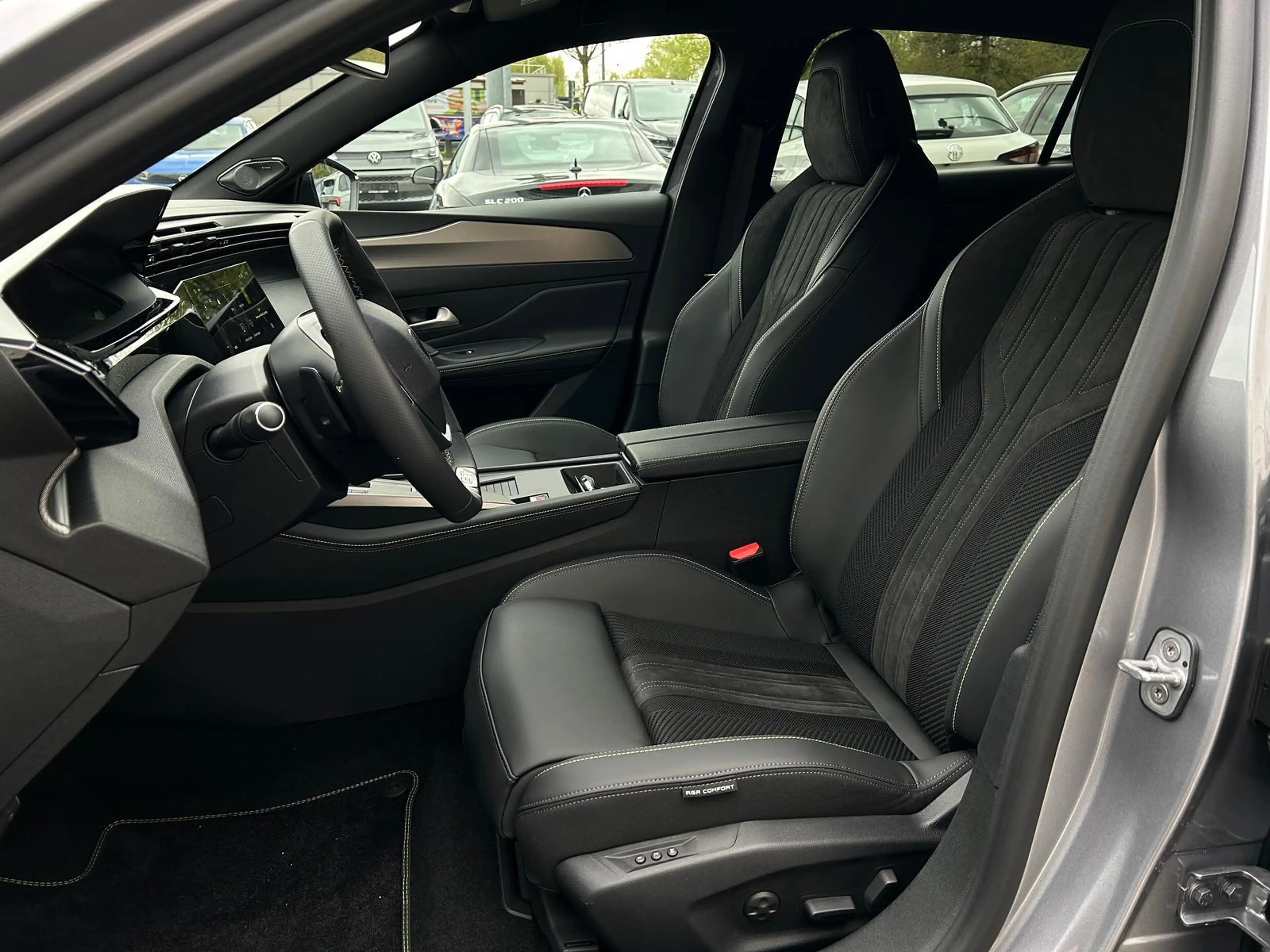 Peugeot 308 Hybrid 145 GT e-DCS6 *Pano*360*TOP ANGEBOT 107 ... — photo 8