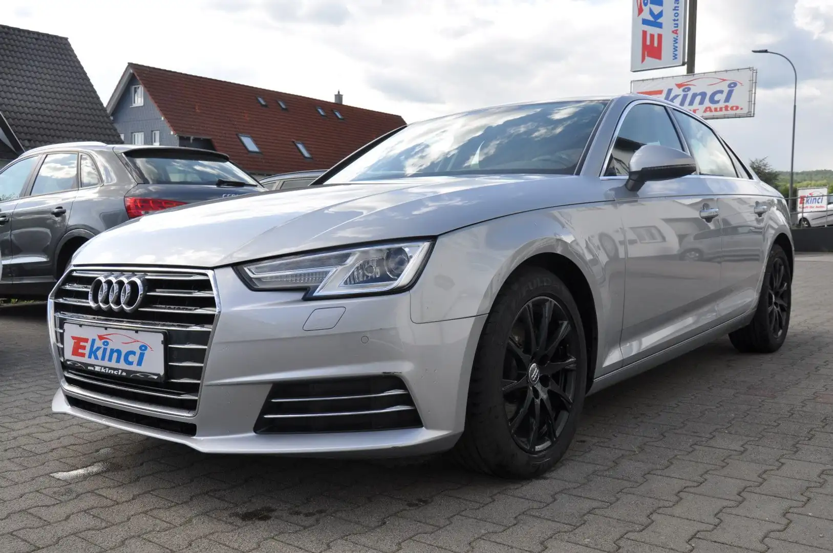 Audi A4 Lim. design ultra Silber - 1