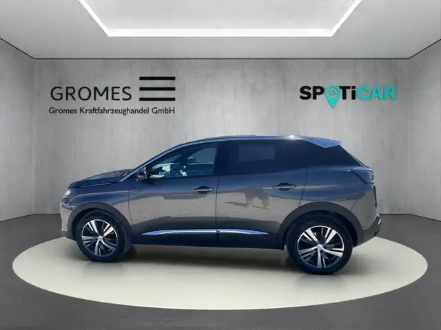 Peugeot 3008 view 6