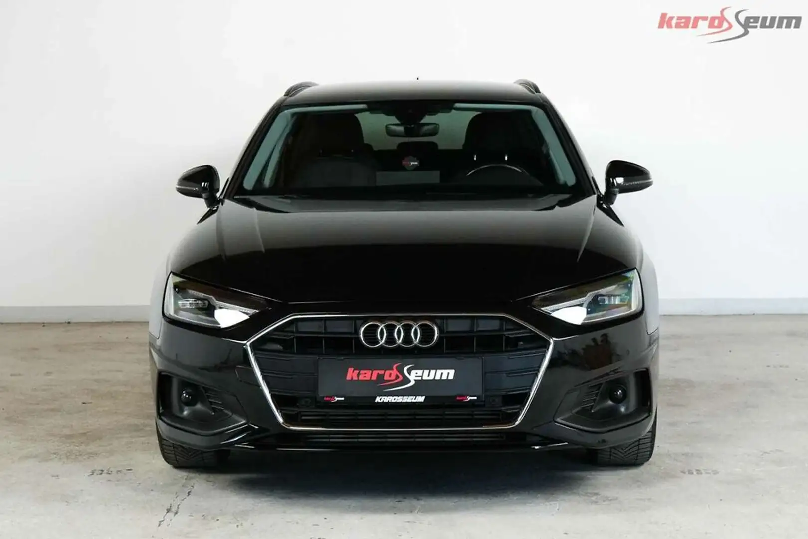 Audi A4 35 TFSI Avant | WENIG KM | Business Paket Schwarz - 2
