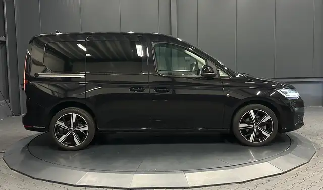 Volkswagen Caddy view 6