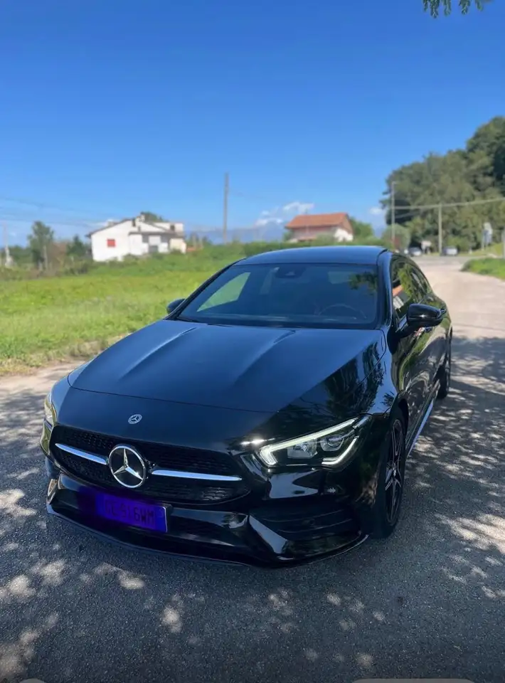 Mercedes-Benz CLA 200
