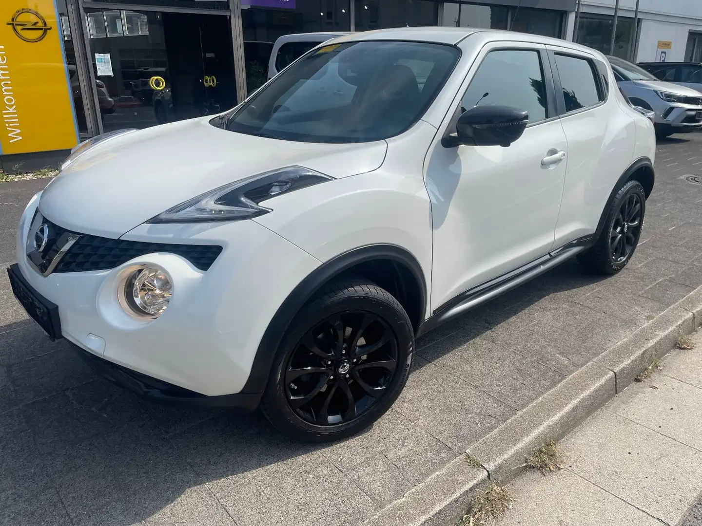 Nissan Juke N-Connecta +2 JAHRE GARANTIE+ Weiß - 1