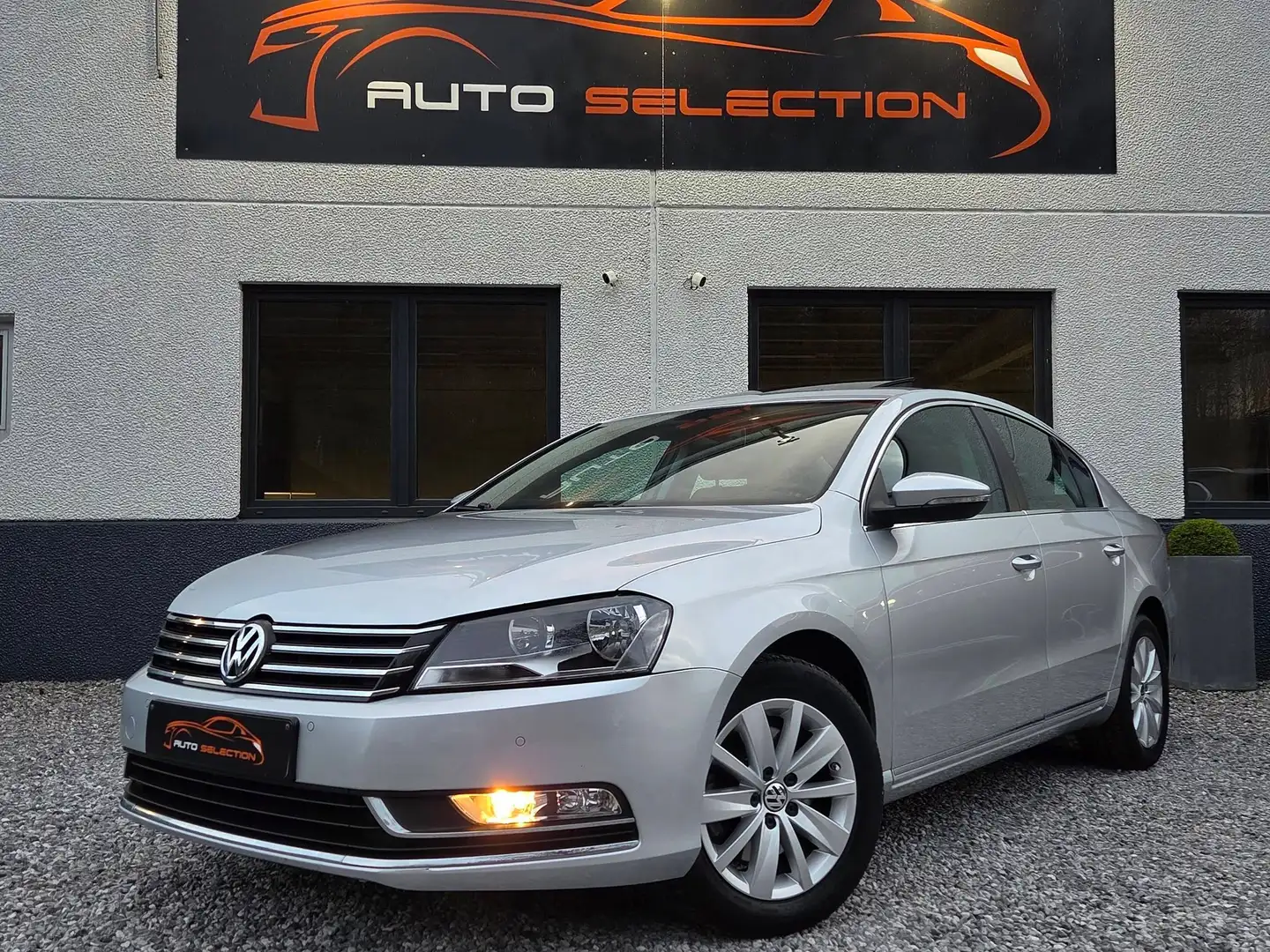 Volkswagen Passat 1.6TDi Highline | TOIT OUVRANT | CUIR | GARANTIE Zilver - 1