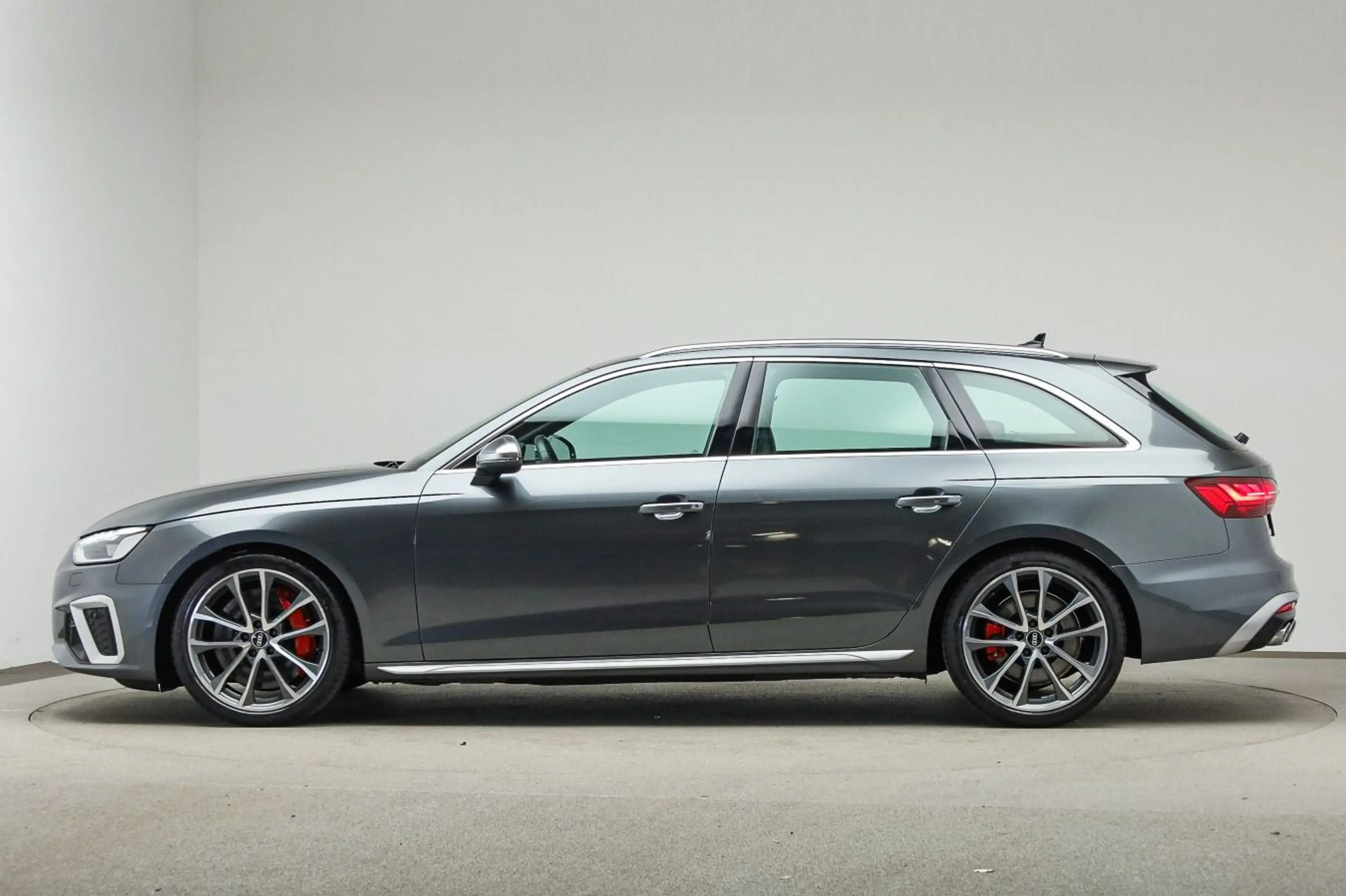 Audi S4 B&O, Leder, Tour, Matrix, Kamera — photo 3